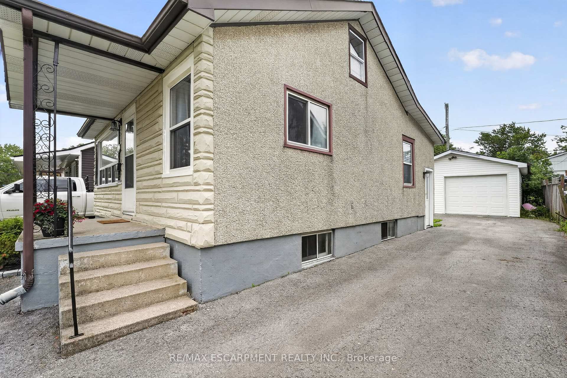 Photo 34 of 333 Simpson Avenue, Welland, Lincoln/Crowland — HOMEH