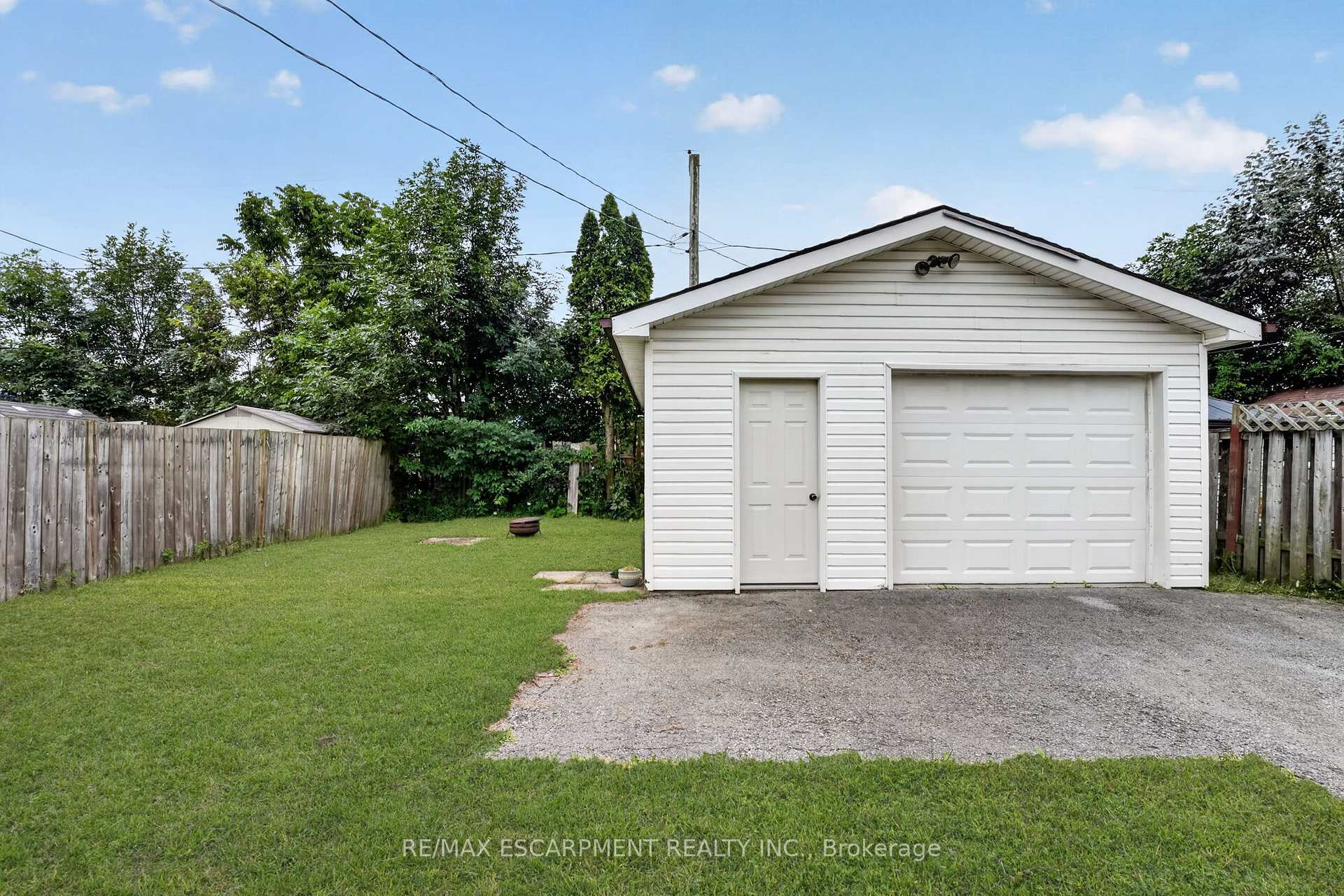 Photo 36 of 333 Simpson Avenue, Welland, Lincoln/Crowland — HOMEH