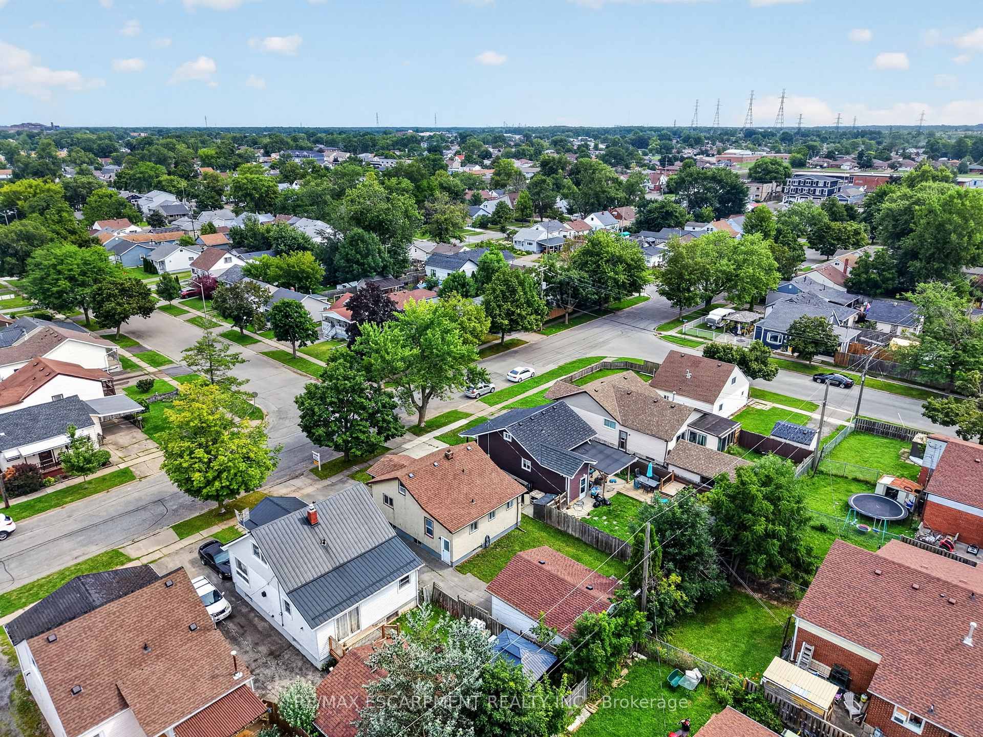 Photo 39 of 333 Simpson Avenue, Welland, Lincoln/Crowland — HOMEH