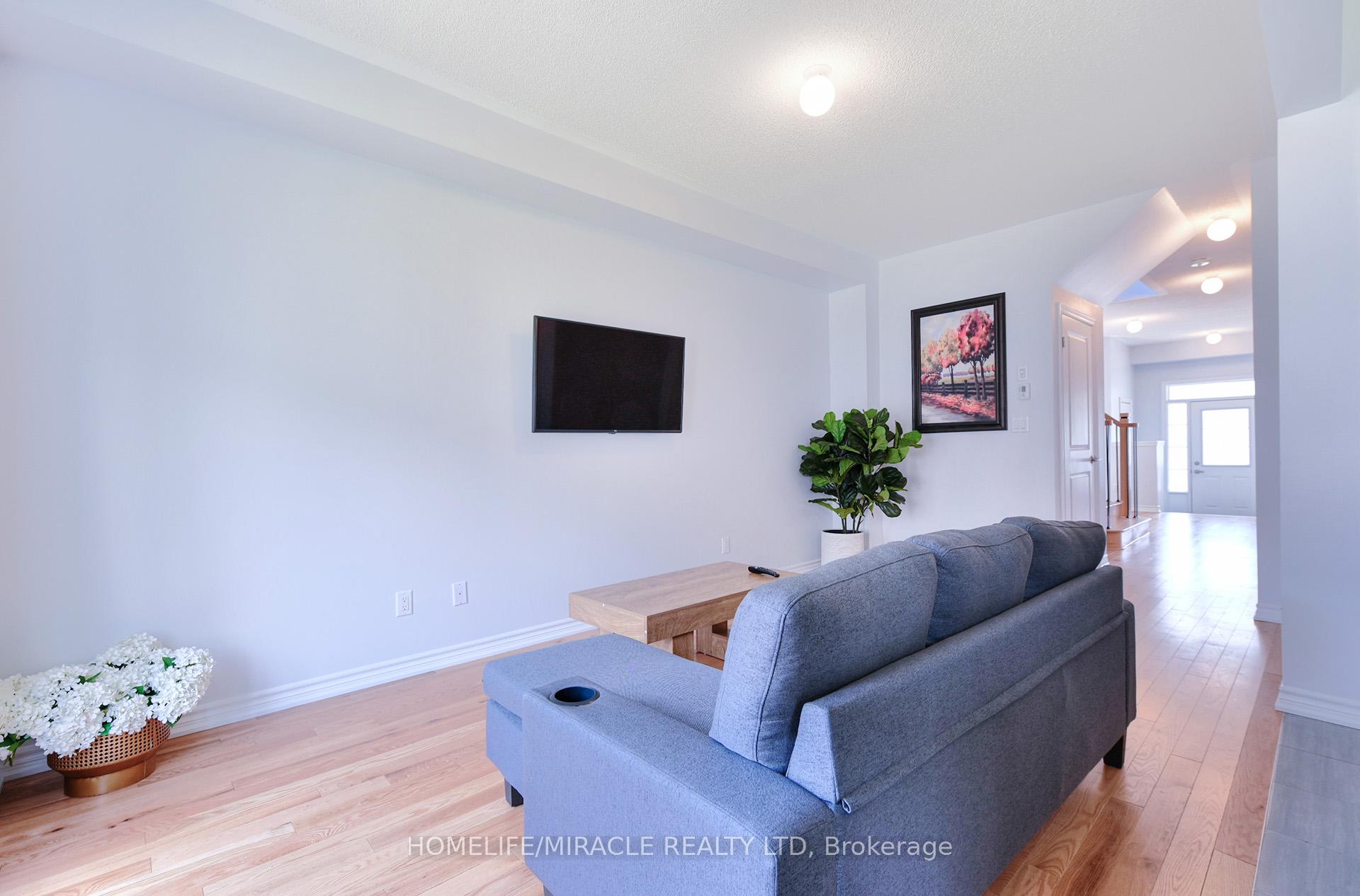 Photo 10 of 2419 Angora Street S, Pickering, Rural Pickering — HOMEH