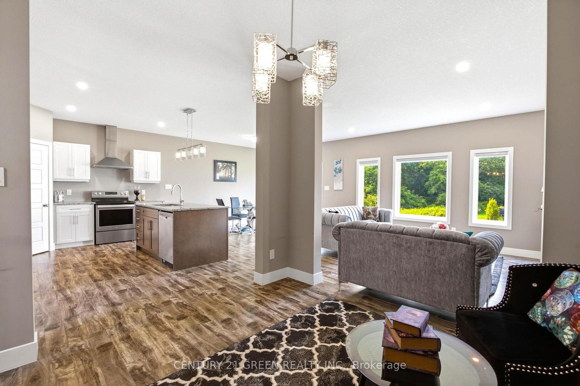Photo 12 of 1400 Sandbar Street, London, North I — HOMEH