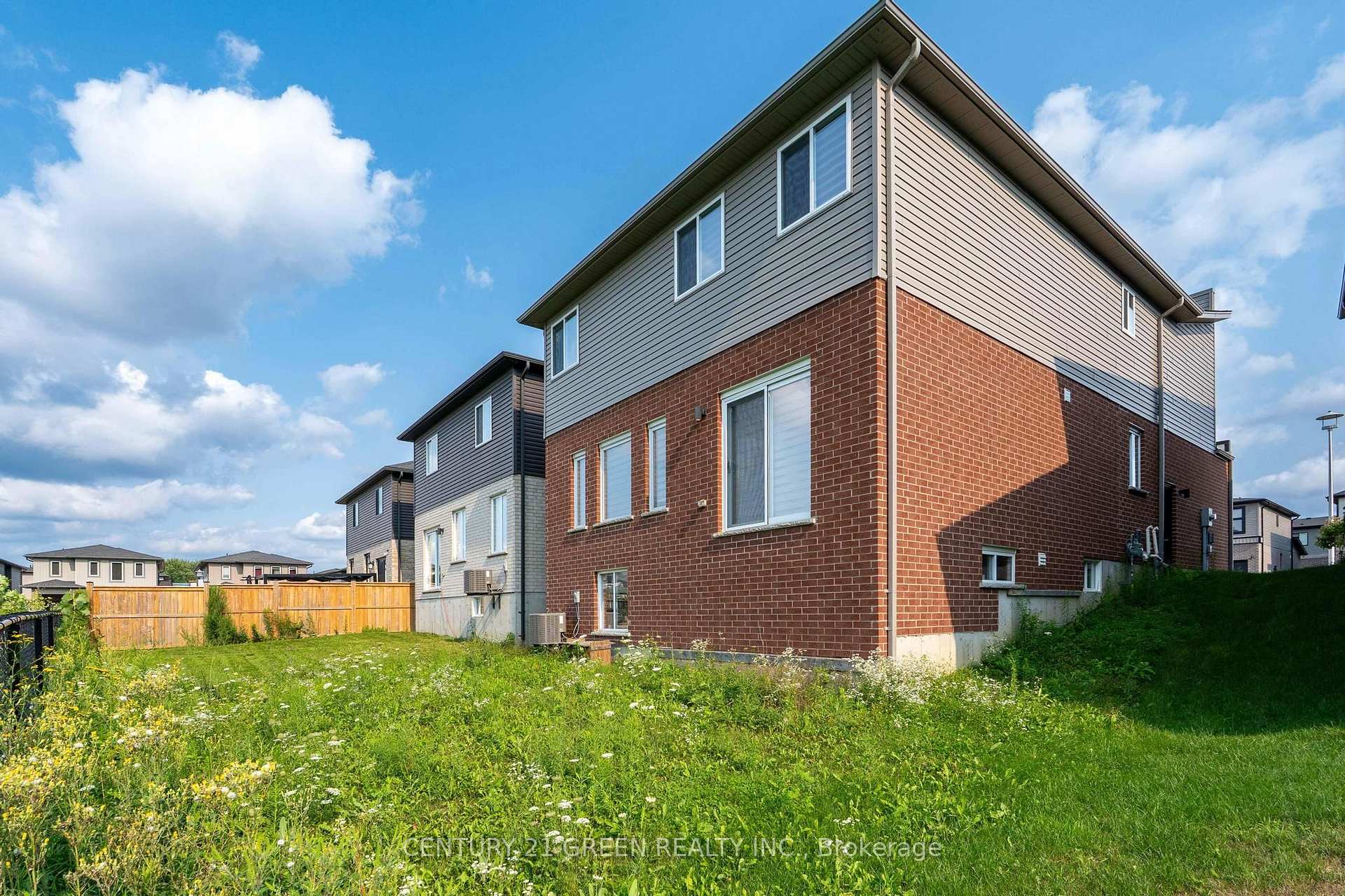 Photo 43 of 1400 Sandbar Street, London, North I — HOMEH