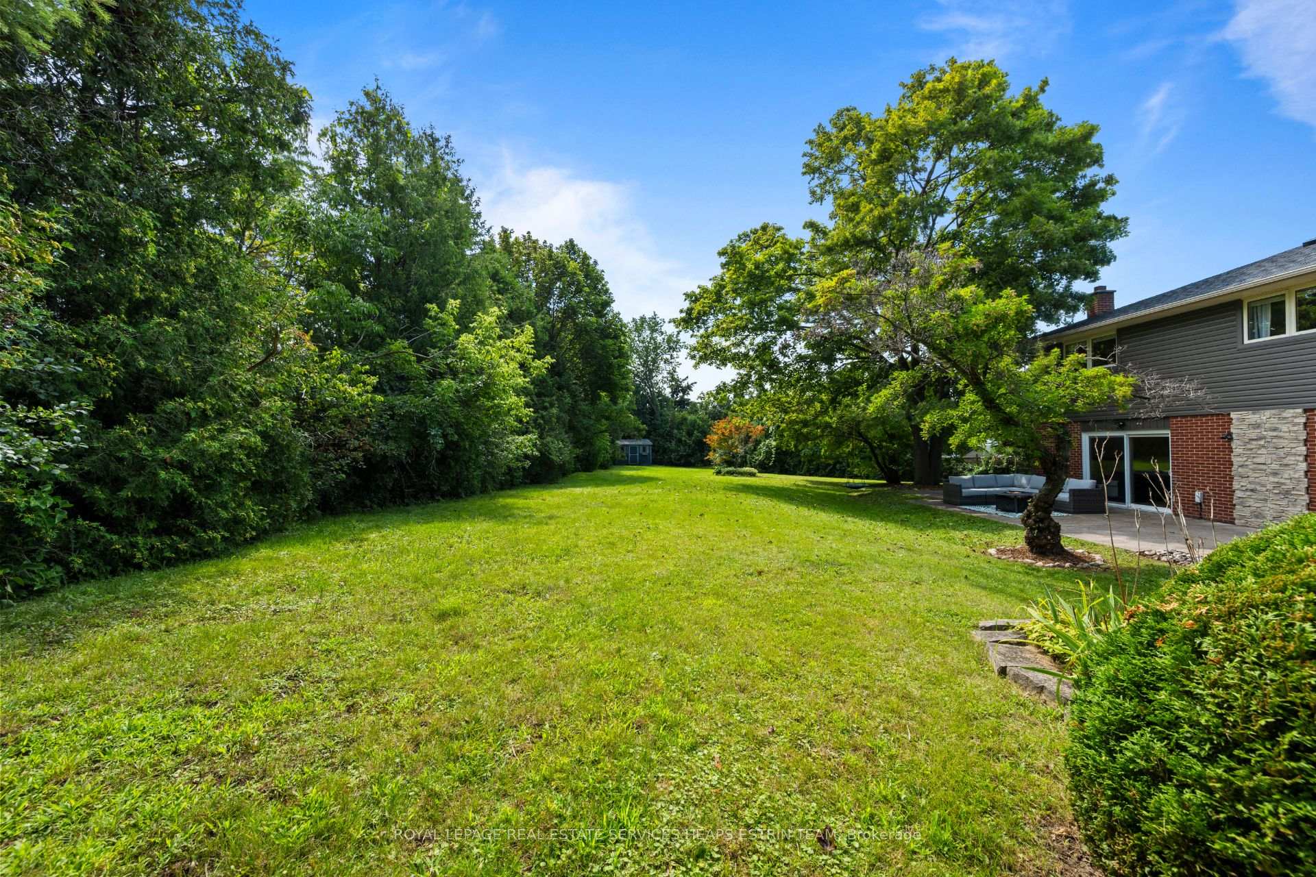 Photo 5 of 325 Fairview Drive, Whitby, Lynde Creek — HOMEH