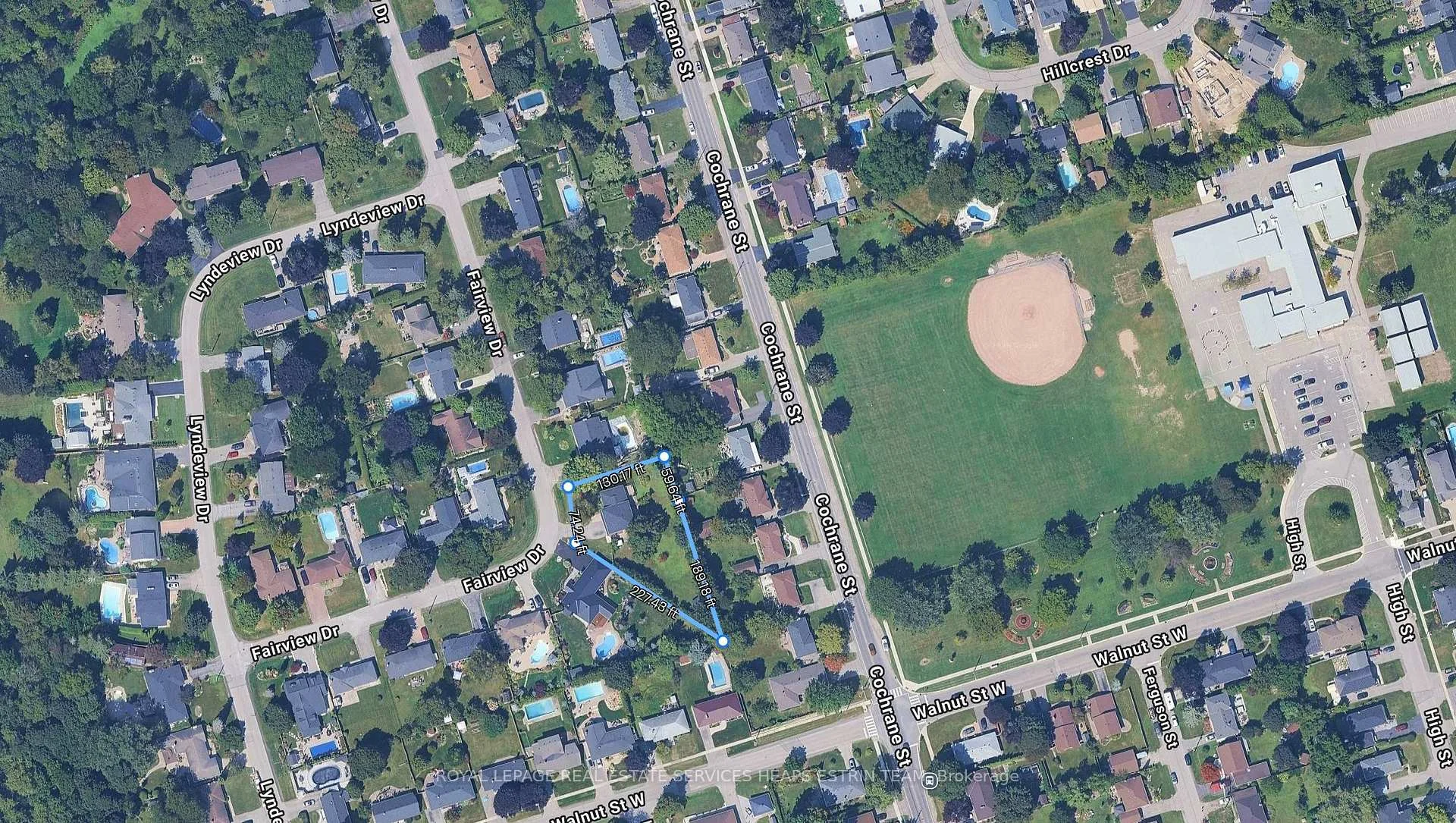 Photo 2 of 325 Fairview Drive, Whitby, Lynde Creek — HOMEH