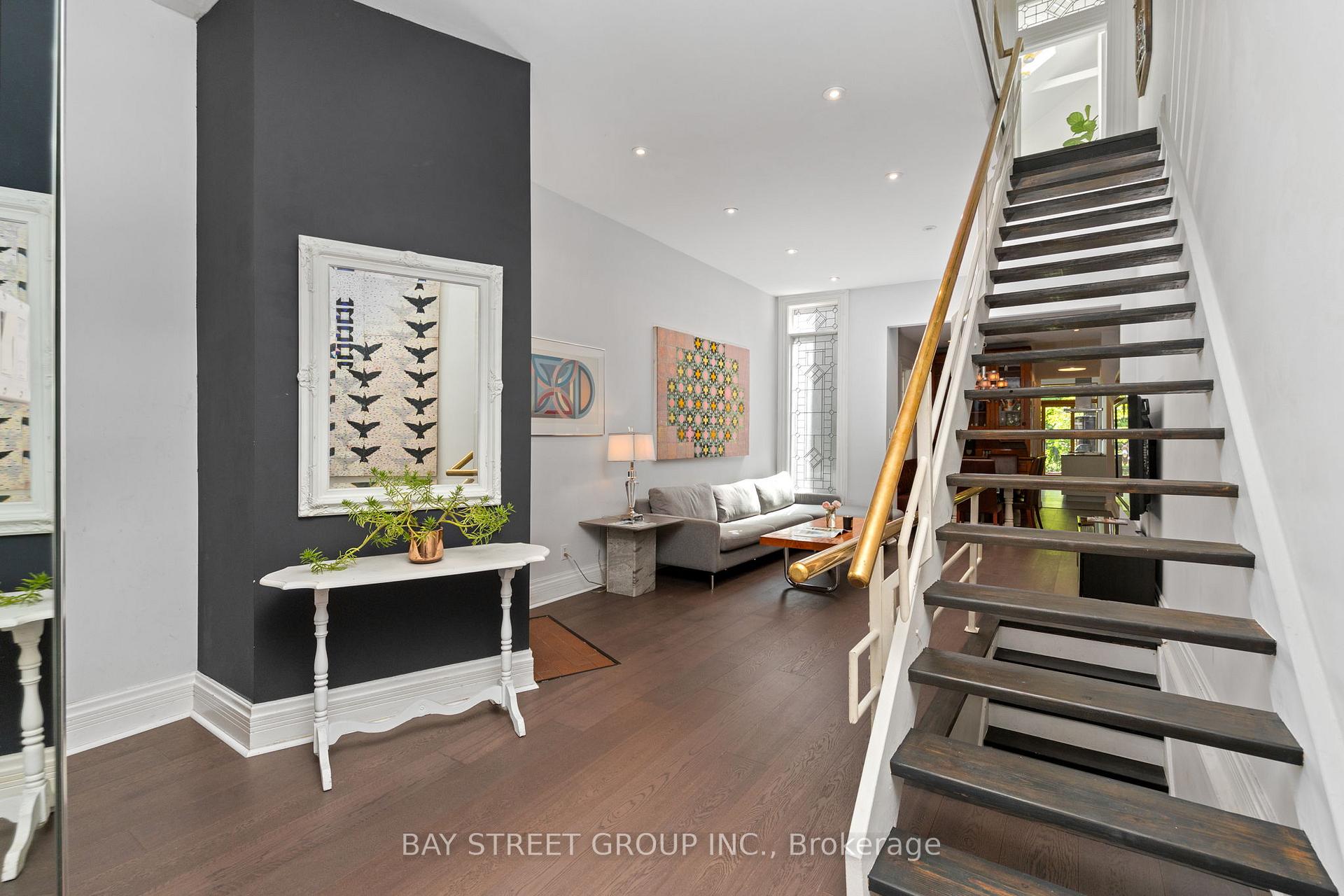 Photo 8 of 236 Seaton Street, Toronto, Moss Park — HOMEH