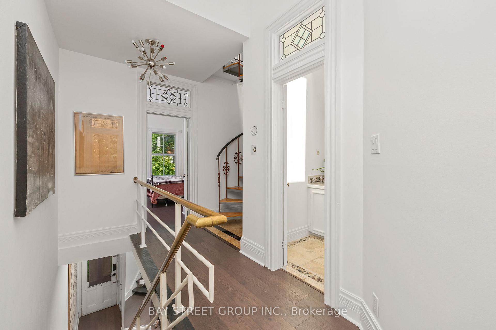 Photo 18 of 236 Seaton Street, Toronto, Moss Park — HOMEH