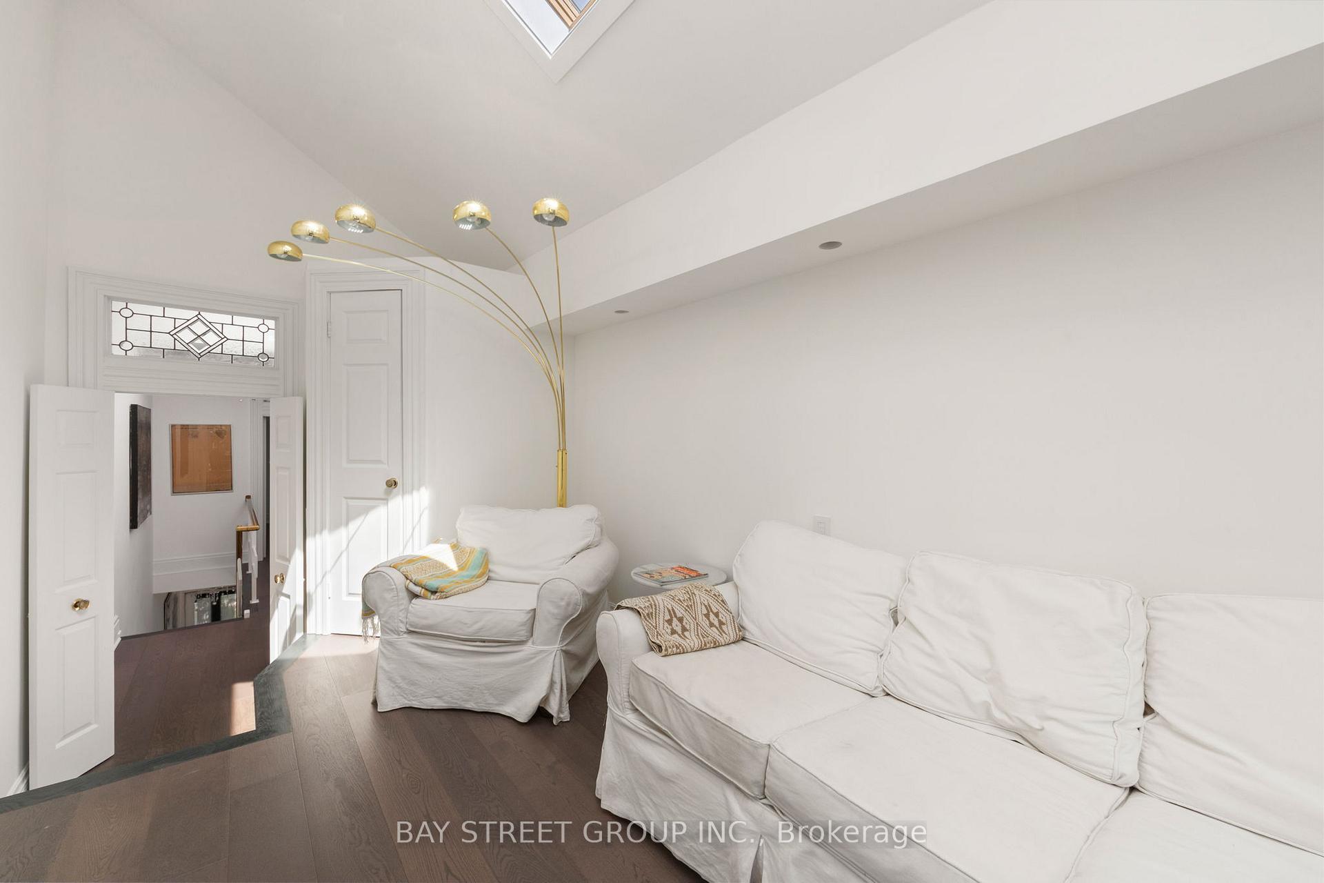 Photo 20 of 236 Seaton Street, Toronto, Moss Park — HOMEH
