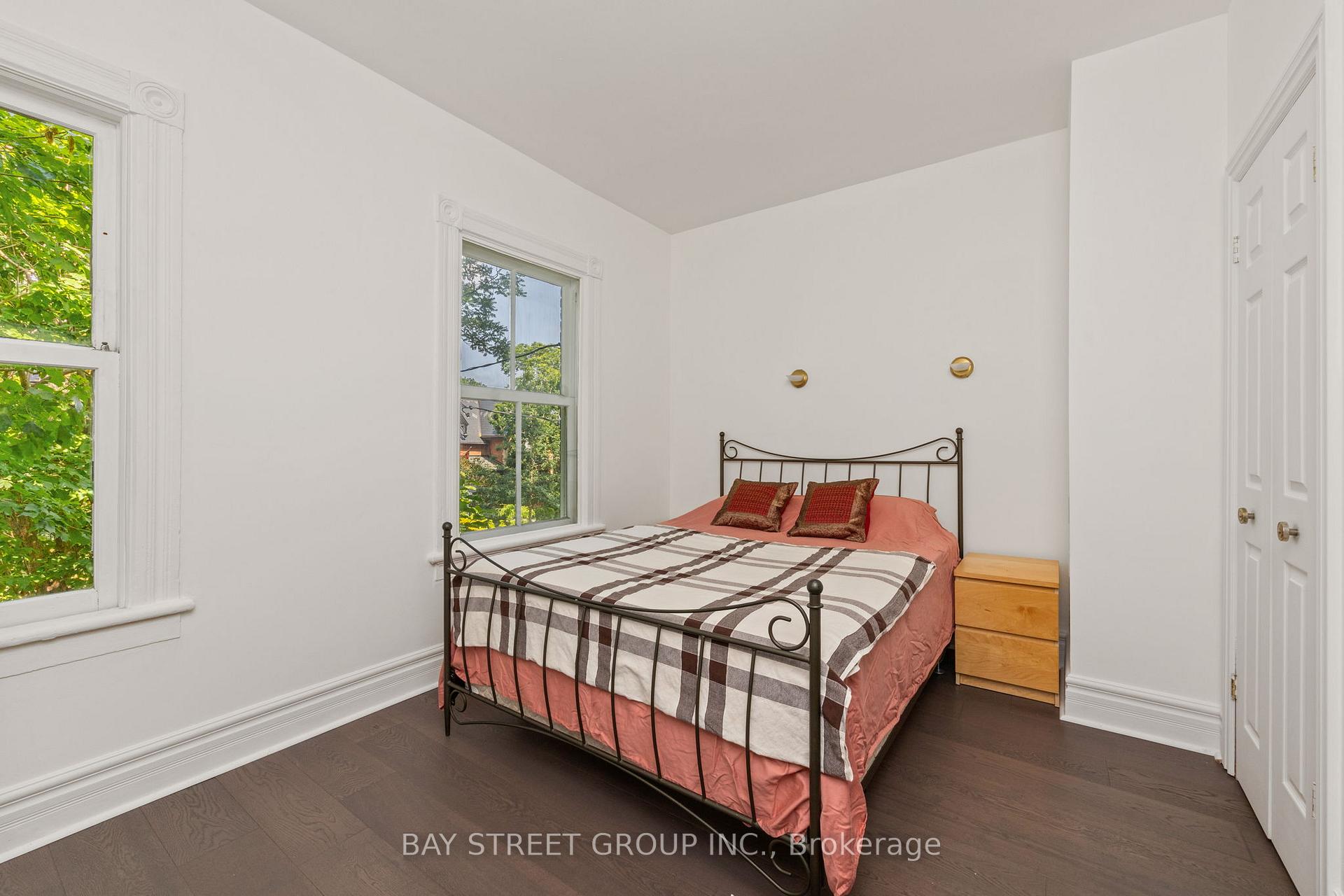 Photo 23 of 236 Seaton Street, Toronto, Moss Park — HOMEH