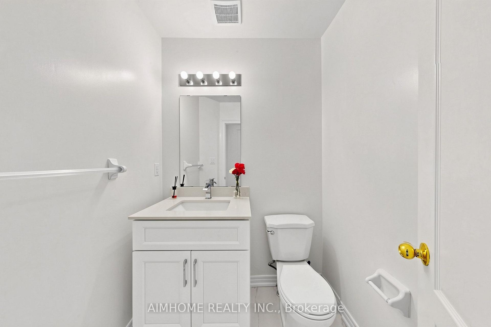 Photo 16 of 87 River Ridge Boulevard, Aurora, Bayview Northeast — HOMEH