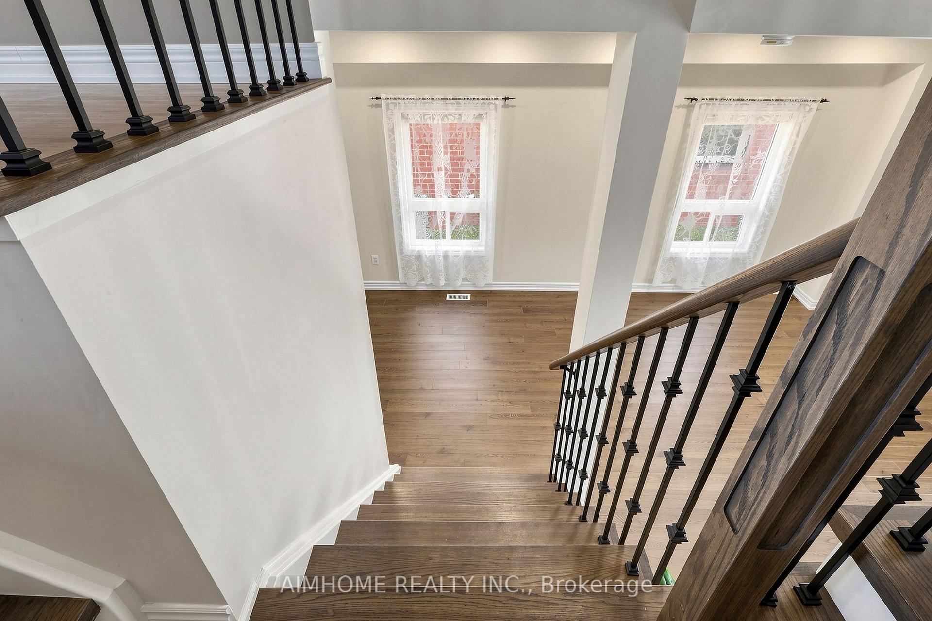 Photo 23 of 87 River Ridge Boulevard, Aurora, Bayview Northeast — HOMEH
