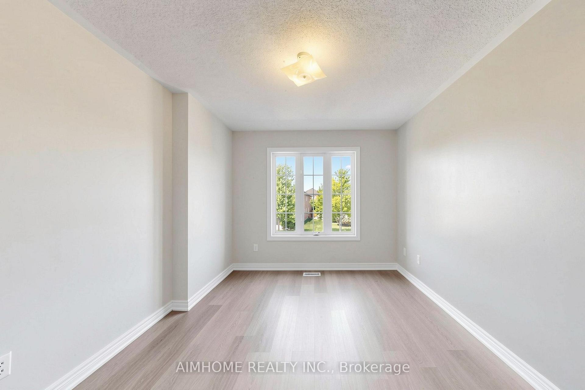 Photo 41 of 87 River Ridge Boulevard, Aurora, Bayview Northeast — HOMEH