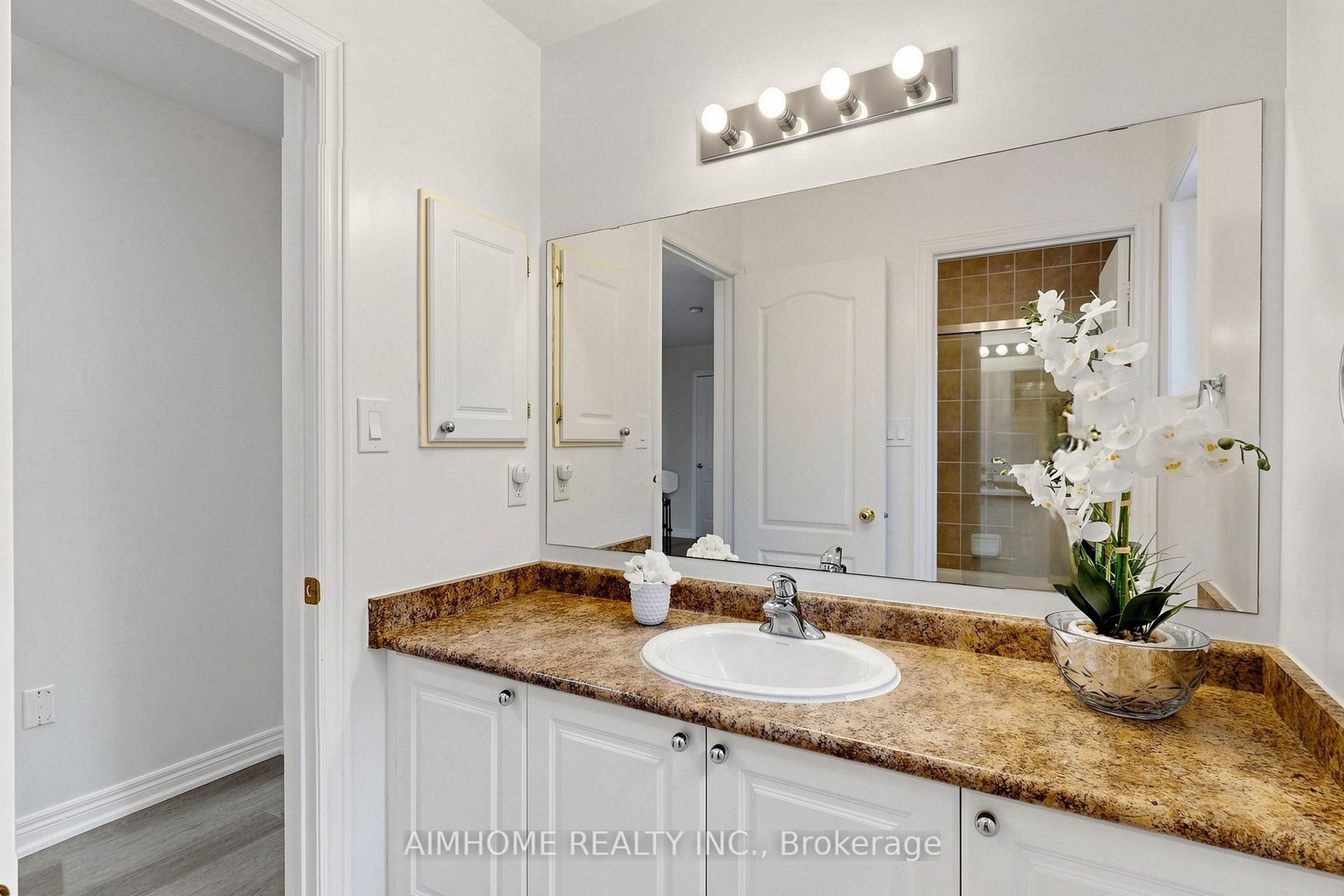 Photo 43 of 87 River Ridge Boulevard, Aurora, Bayview Northeast — HOMEH