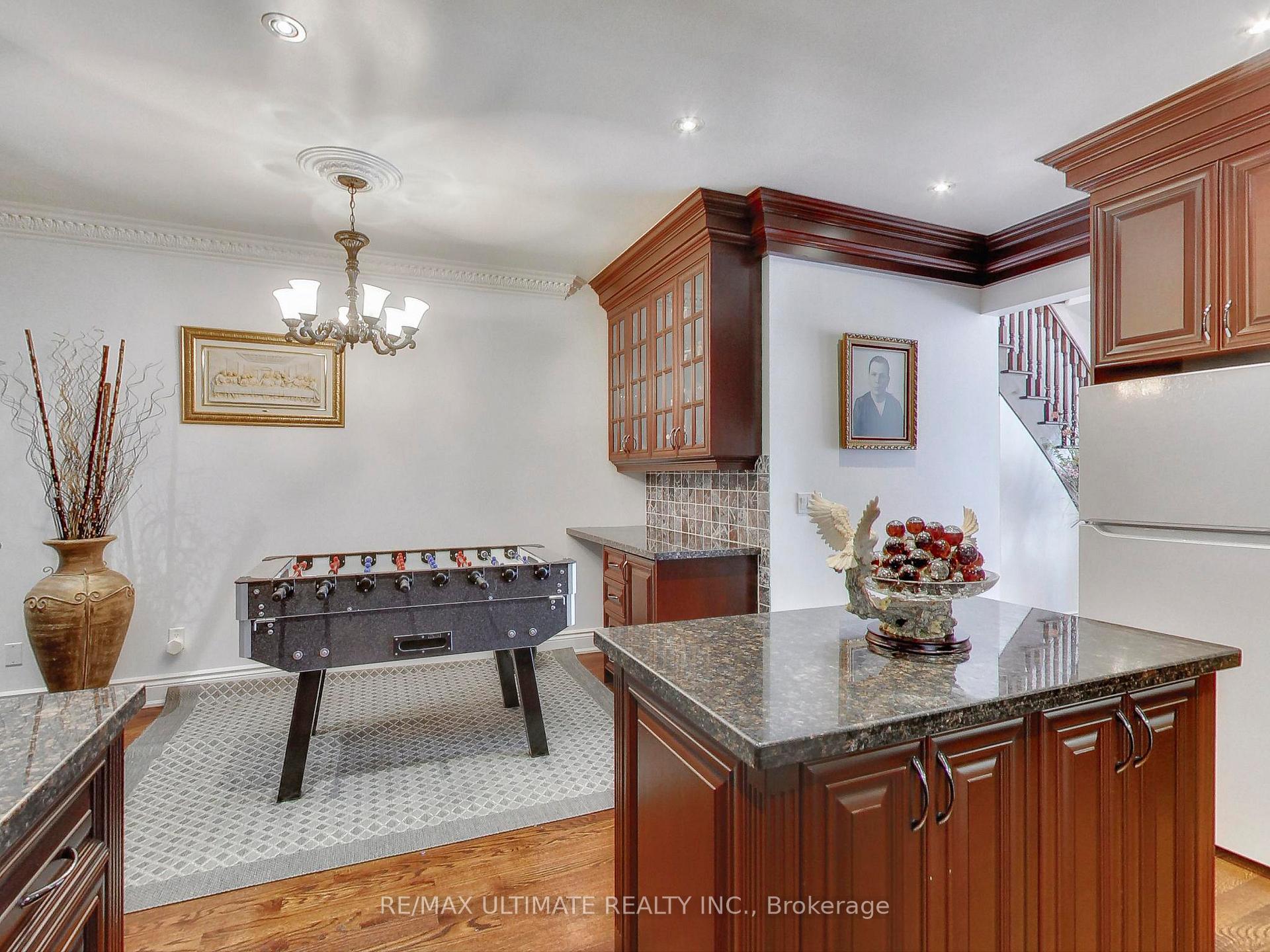Photo 9 of 26 Dynevor Road, Toronto, Caledonia-Fairbank — HOMEH