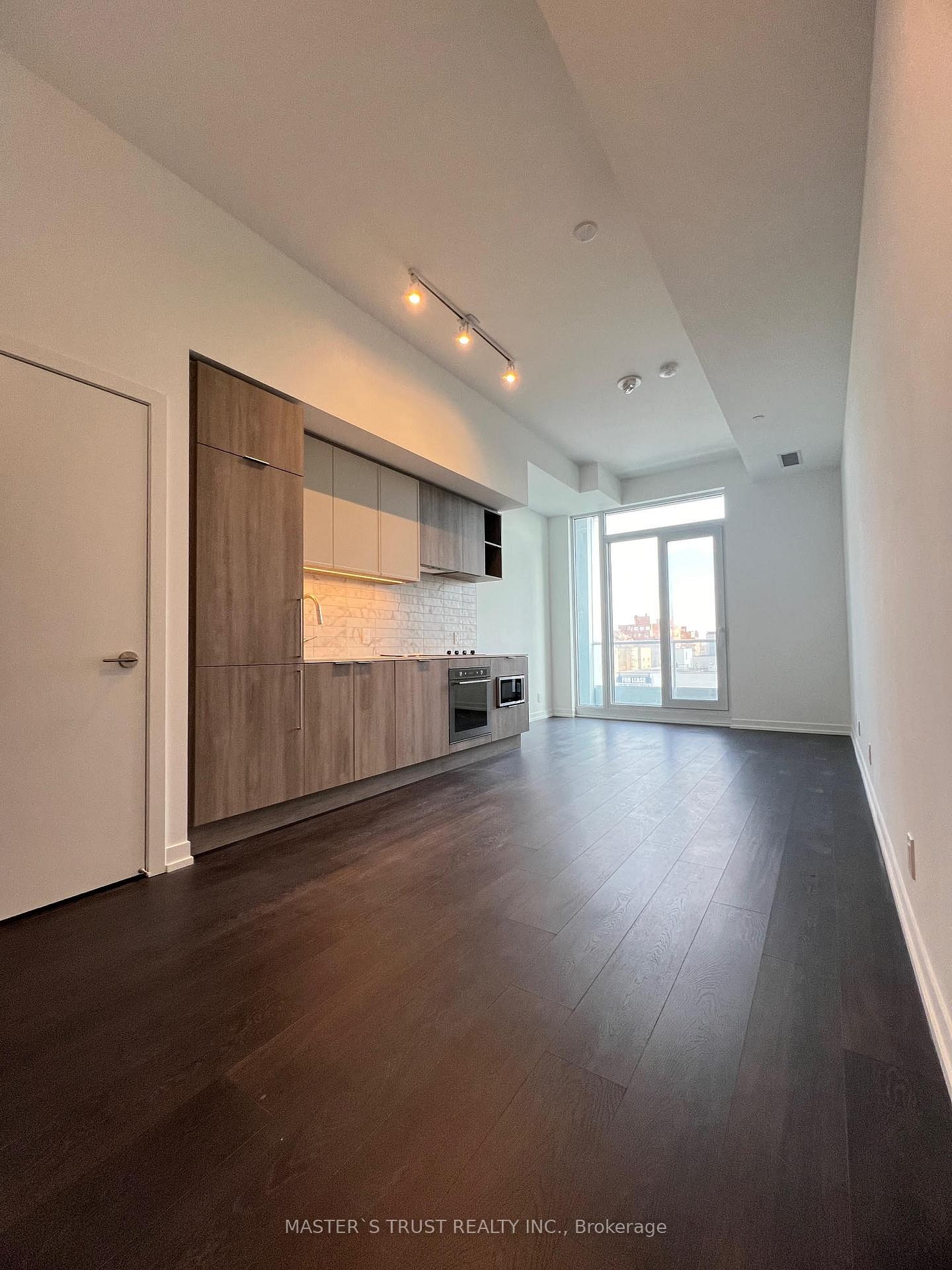 Photo 5 of Unit 931, 2020 Bathurst Street, Toronto, Humewood-Cedarvale — HOMEH