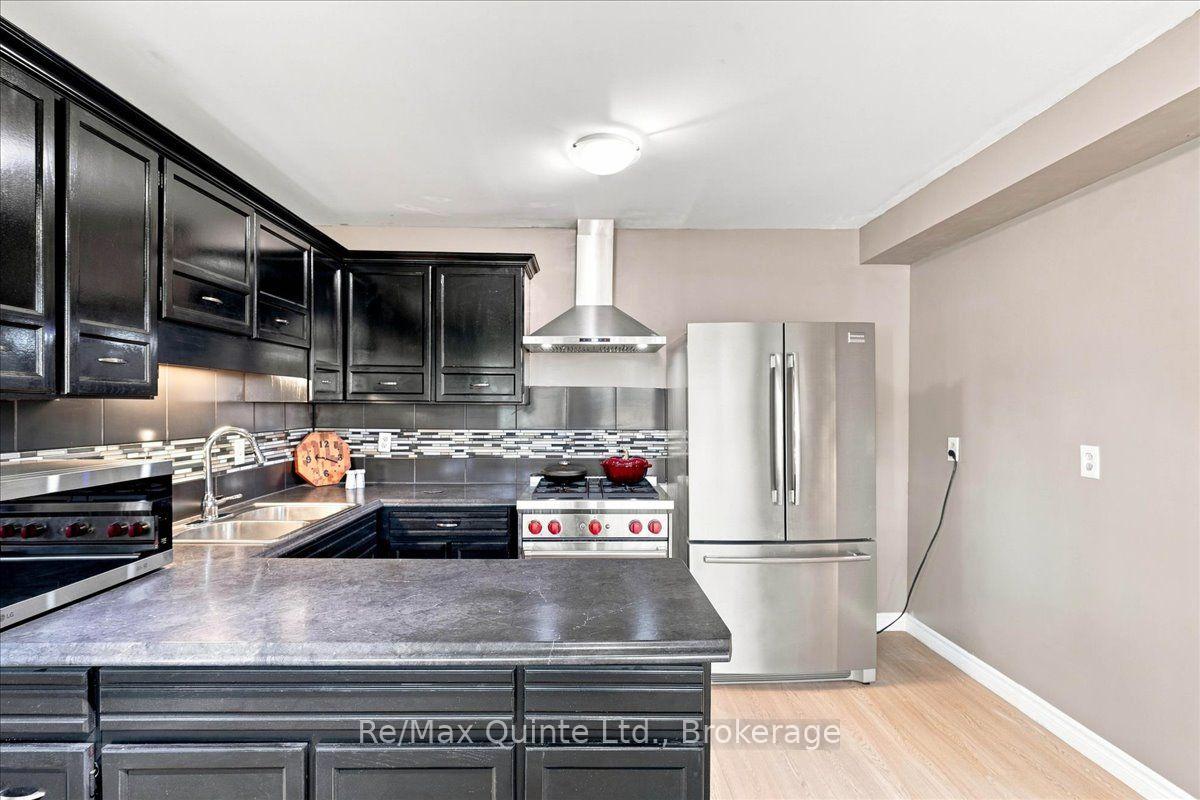 Photo 7 of 12 Brimley Court, Belleville, Belleville Ward — HOMEH