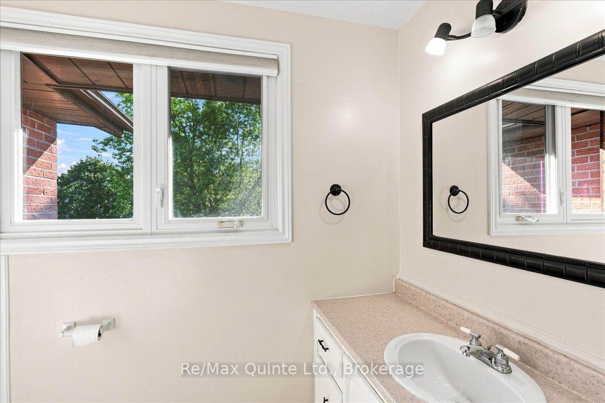 Photo 9 of 12 Brimley Court, Belleville, Belleville Ward — HOMEH