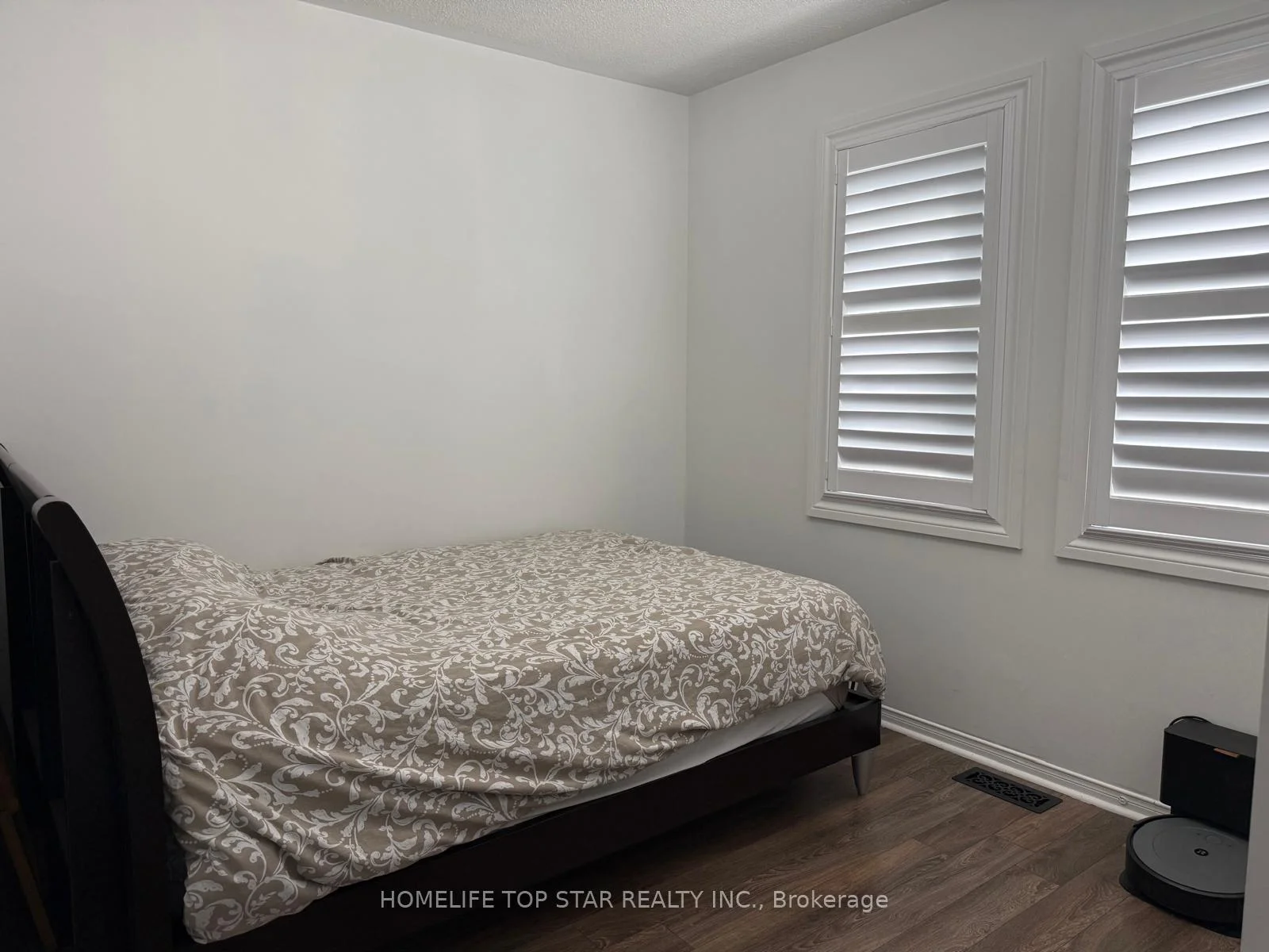 Photo 15 of 46 Ferncastle Crescent, Brampton, Fletcher's Meadow — HOMEH