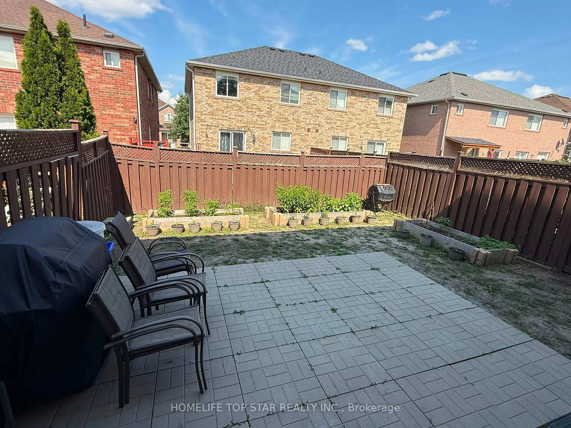 Photo 19 of 46 Ferncastle Crescent, Brampton, Fletcher's Meadow — HOMEH