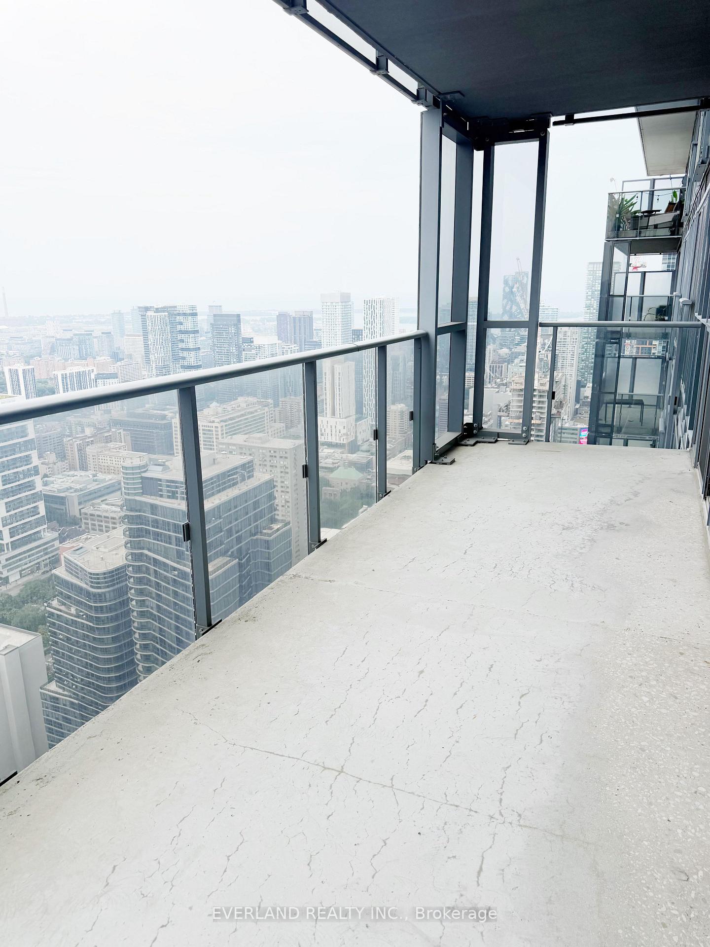 Photo 14 of Unit 5706, 7 Grenville Street, Toronto, Bay Street Corridor — HOMEH