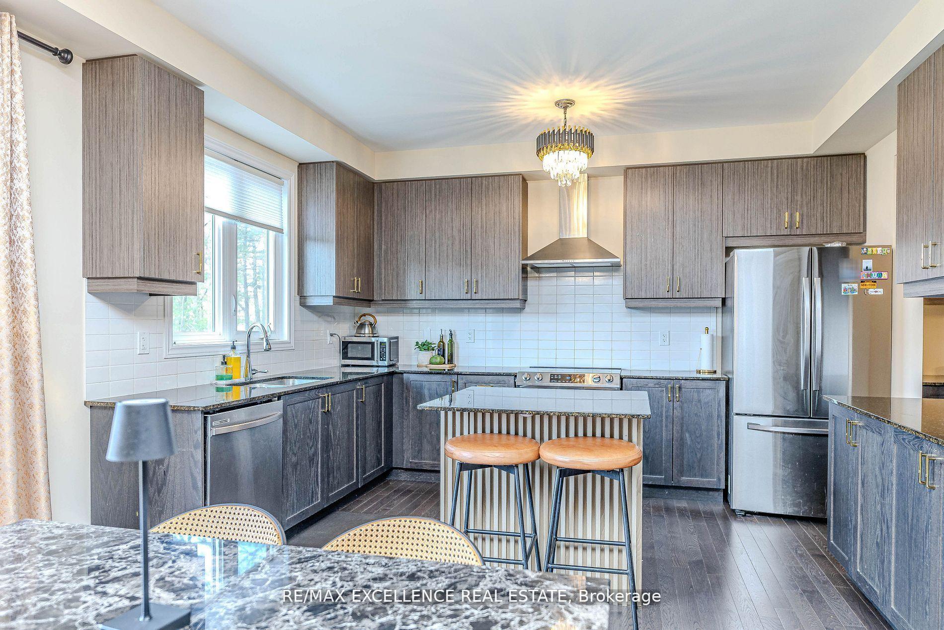 Photo 20 of 80 Berkely Street, Wasaga Beach — HOMEH