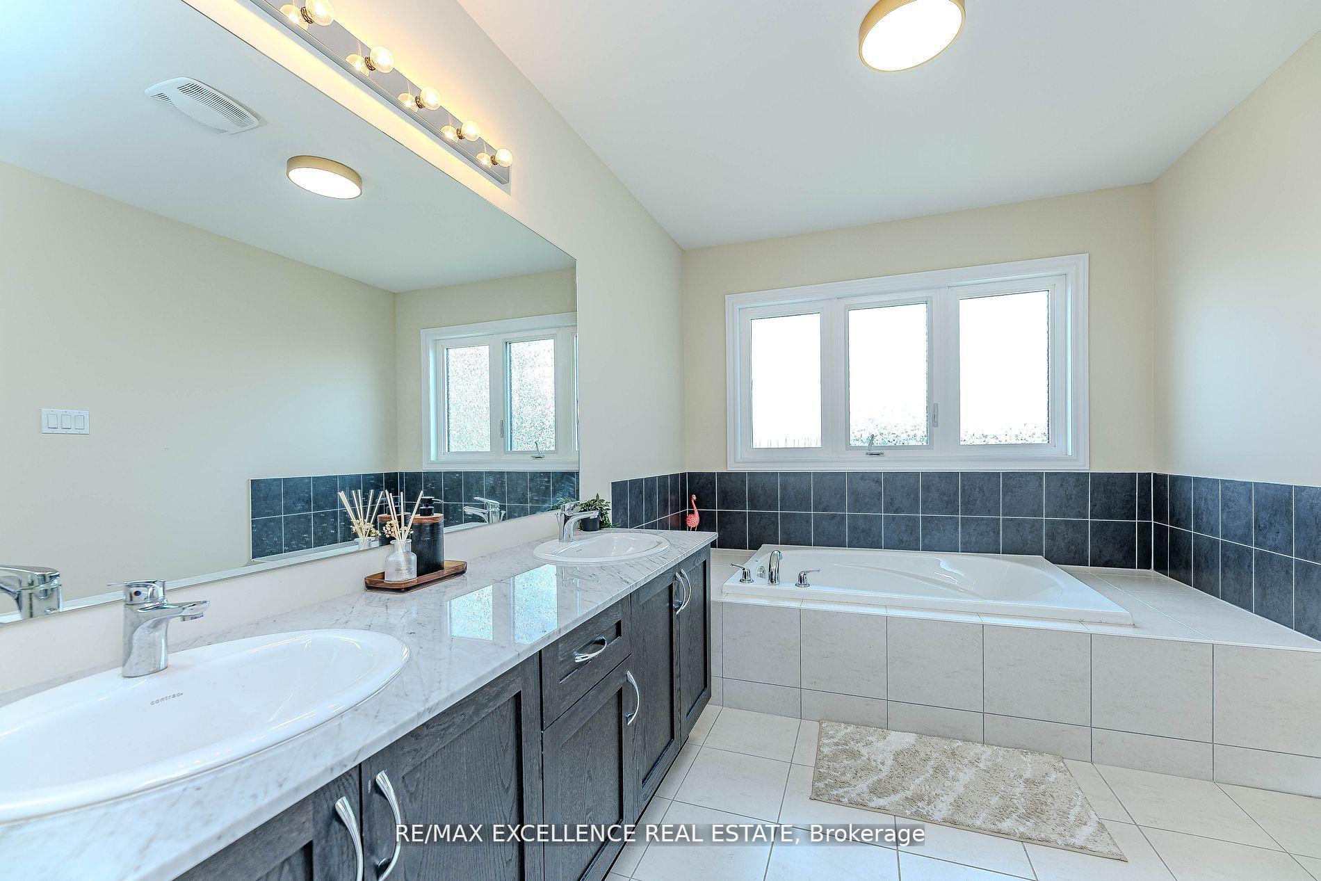Photo 41 of 80 Berkely Street, Wasaga Beach — HOMEH