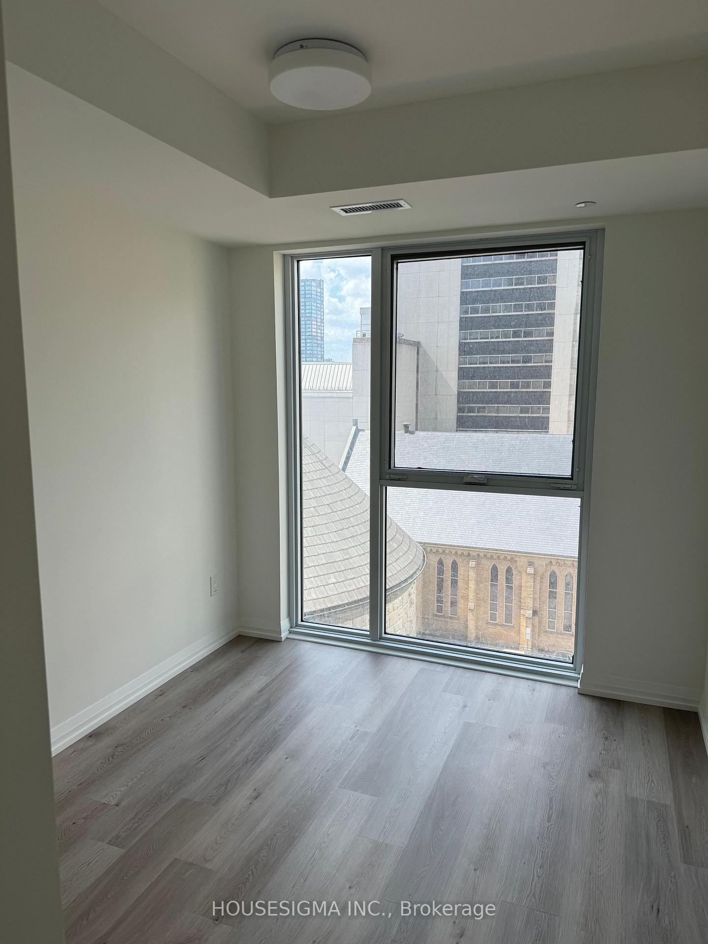 Photo 5 of Unit 602, 280 Dundas St W, Toronto, Kensington-Chinatown — HOMEH