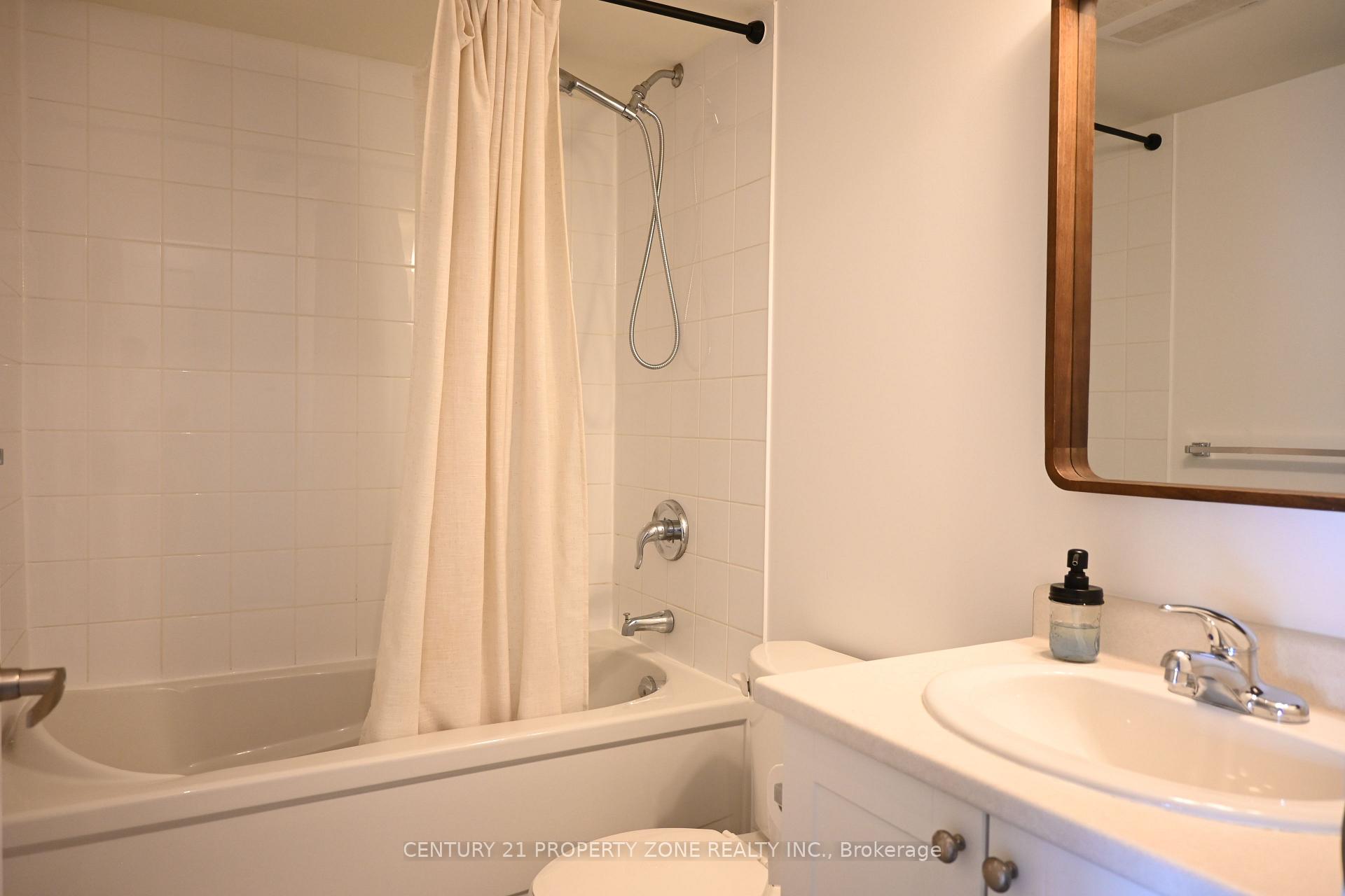 Photo 9 of Unit 425, 816 Lansdowne Avenue, Toronto, Dovercourt-Wallace Emerson-Junction — HOMEH
