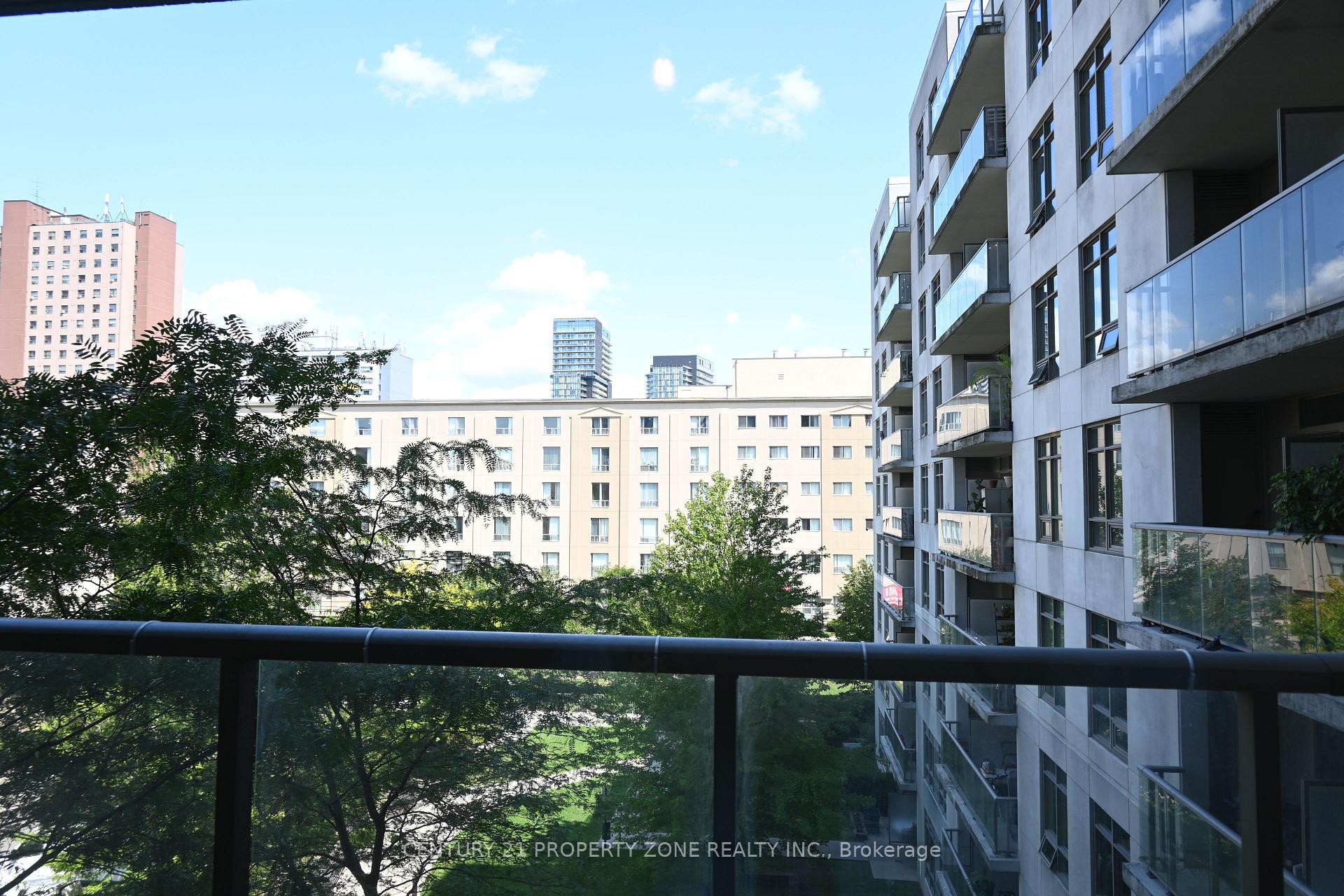Photo 12 of Unit 425, 816 Lansdowne Avenue, Toronto, Dovercourt-Wallace Emerson-Junction — HOMEH