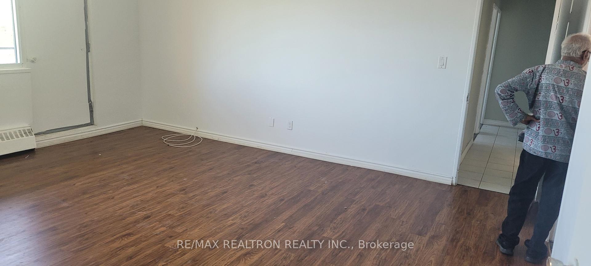 Photo 10 of Unit 504, 180 Markham Road, Scarborough, Scarborough Village — HOMEH