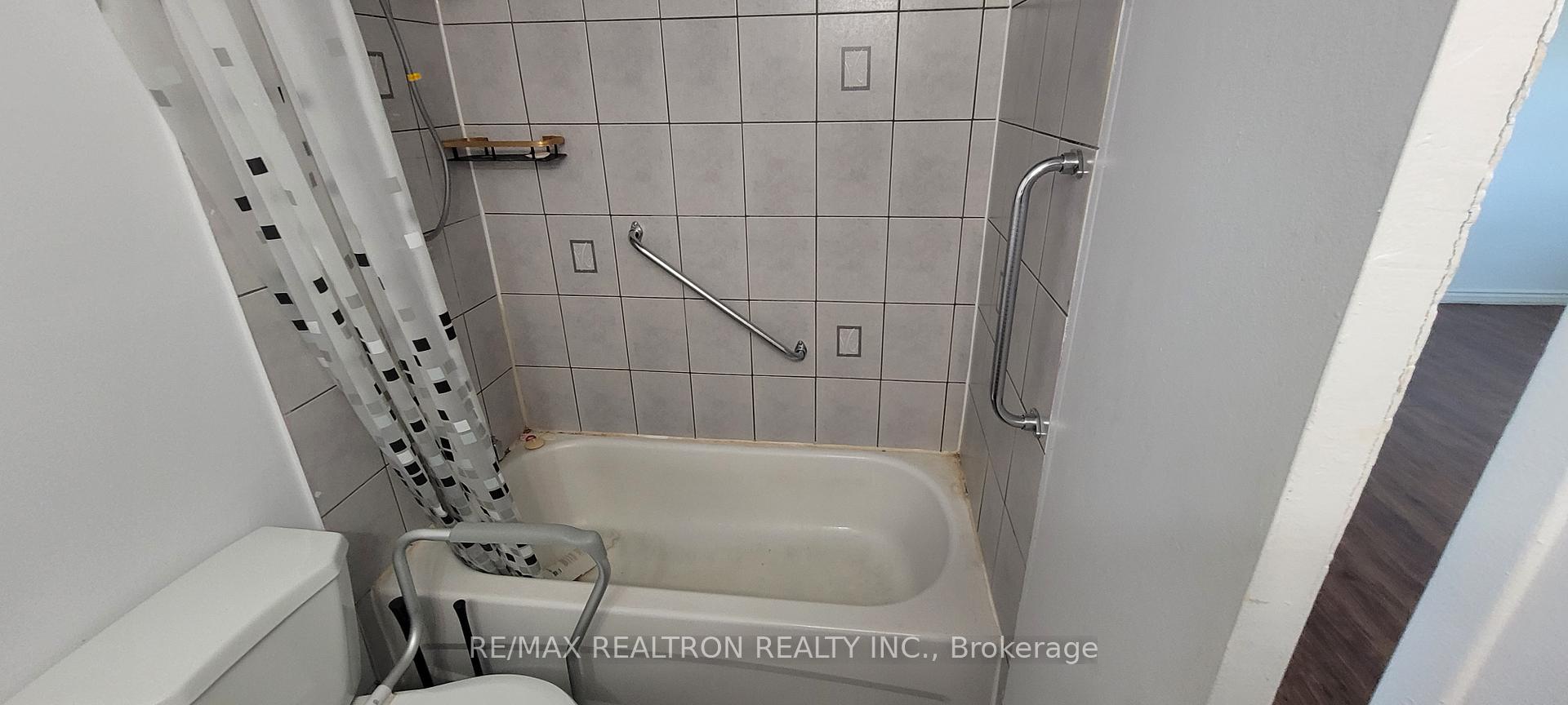 Photo 14 of Unit 504, 180 Markham Road, Scarborough, Scarborough Village — HOMEH