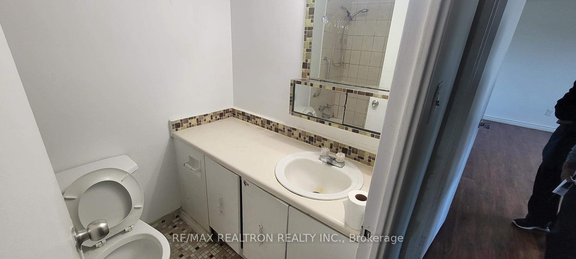 Photo 16 of Unit 504, 180 Markham Road, Scarborough, Scarborough Village — HOMEH
