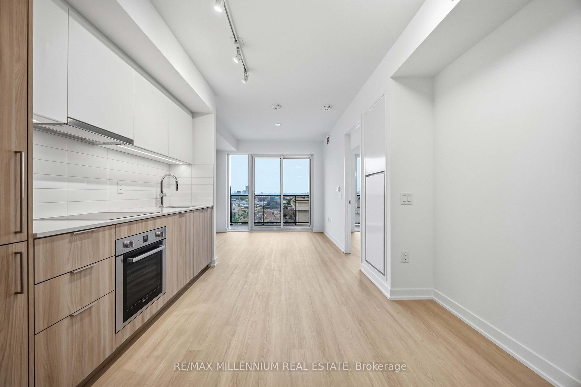 Photo 8 of Unit 1703, 15 Salomon Drive, Toronto, Flemingdon Park — HOMEH
