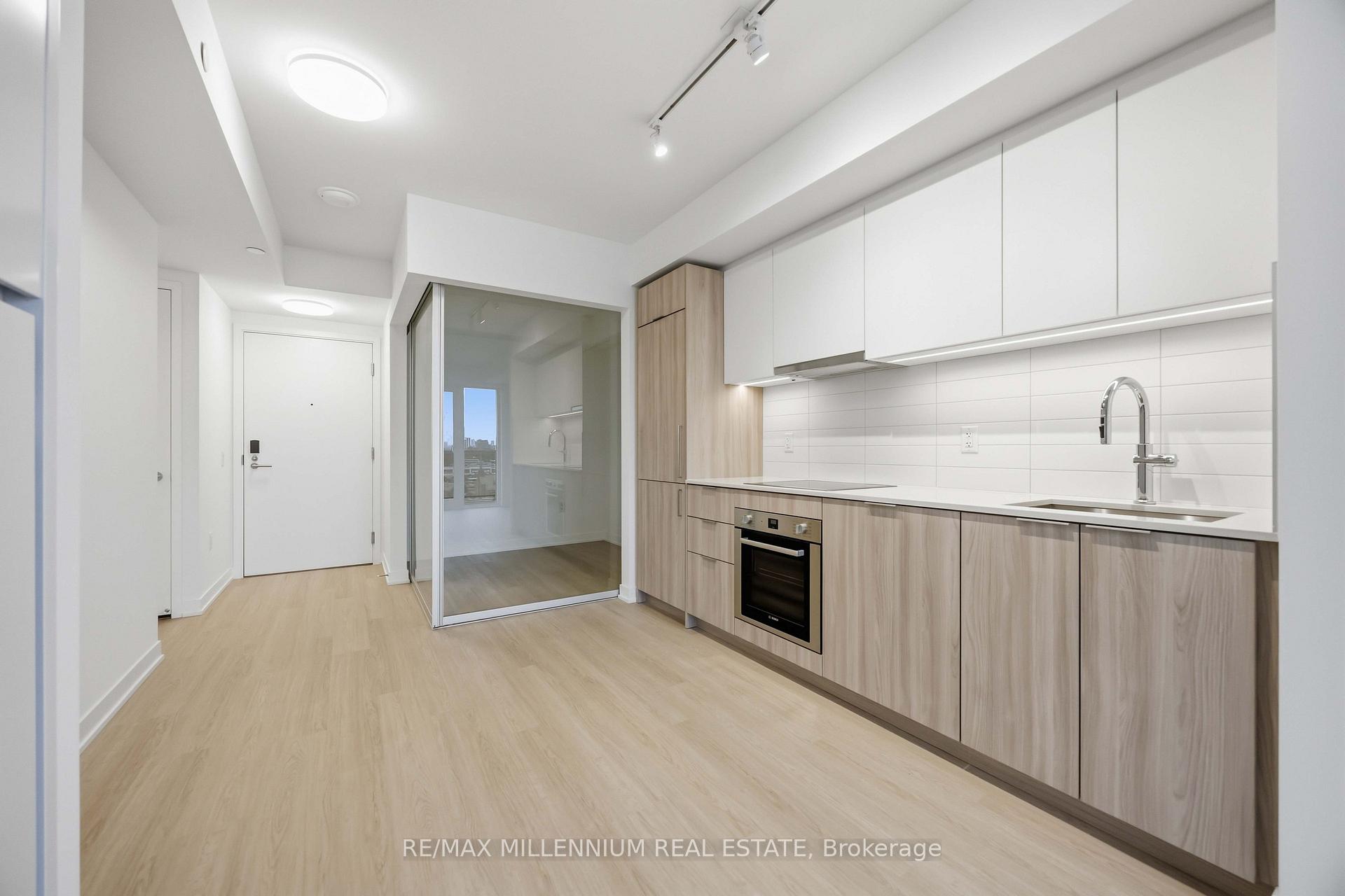 Photo 11 of Unit 1703, 15 Salomon Drive, Toronto, Flemingdon Park — HOMEH