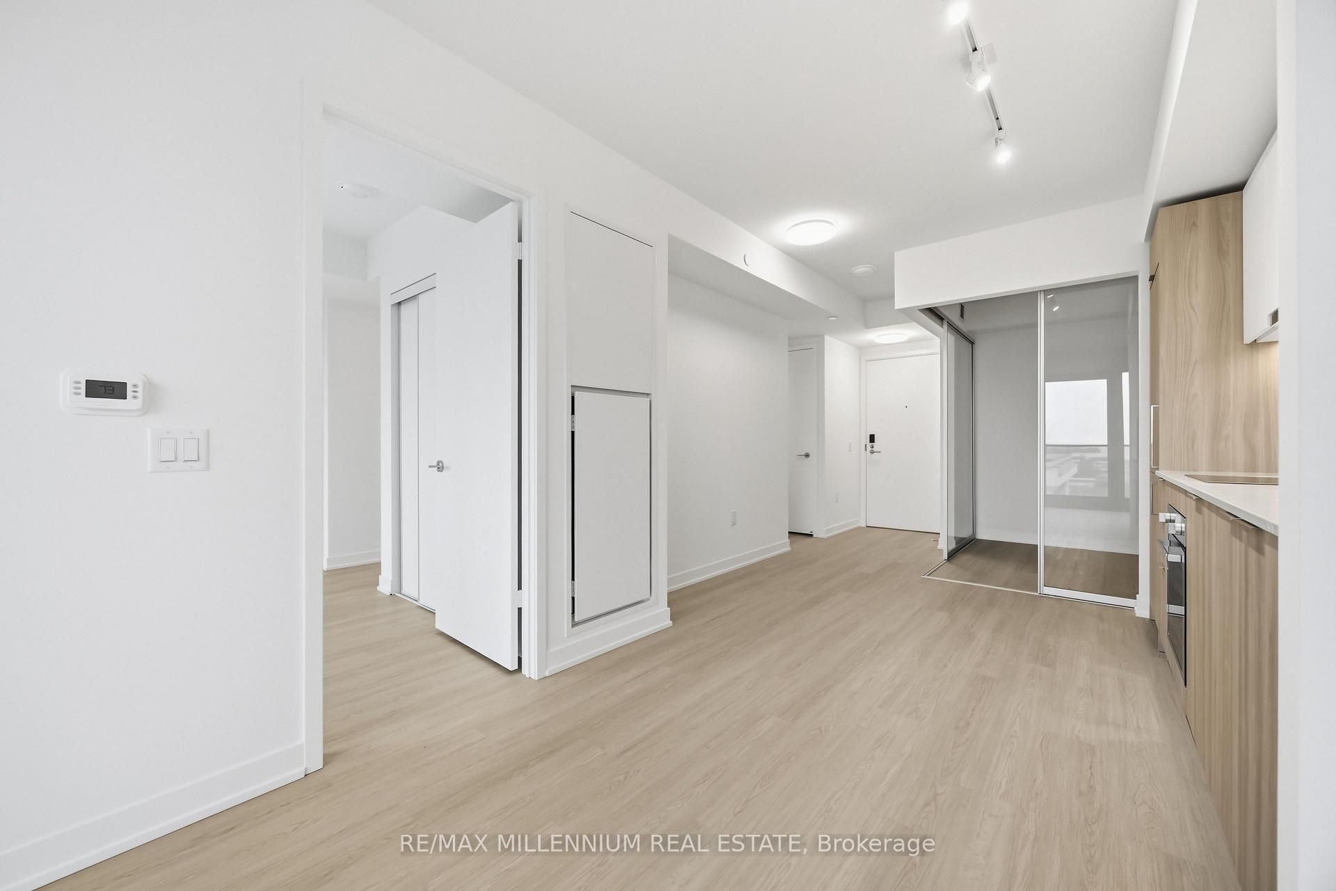 Photo 20 of Unit 1703, 15 Salomon Drive, Toronto, Flemingdon Park — HOMEH
