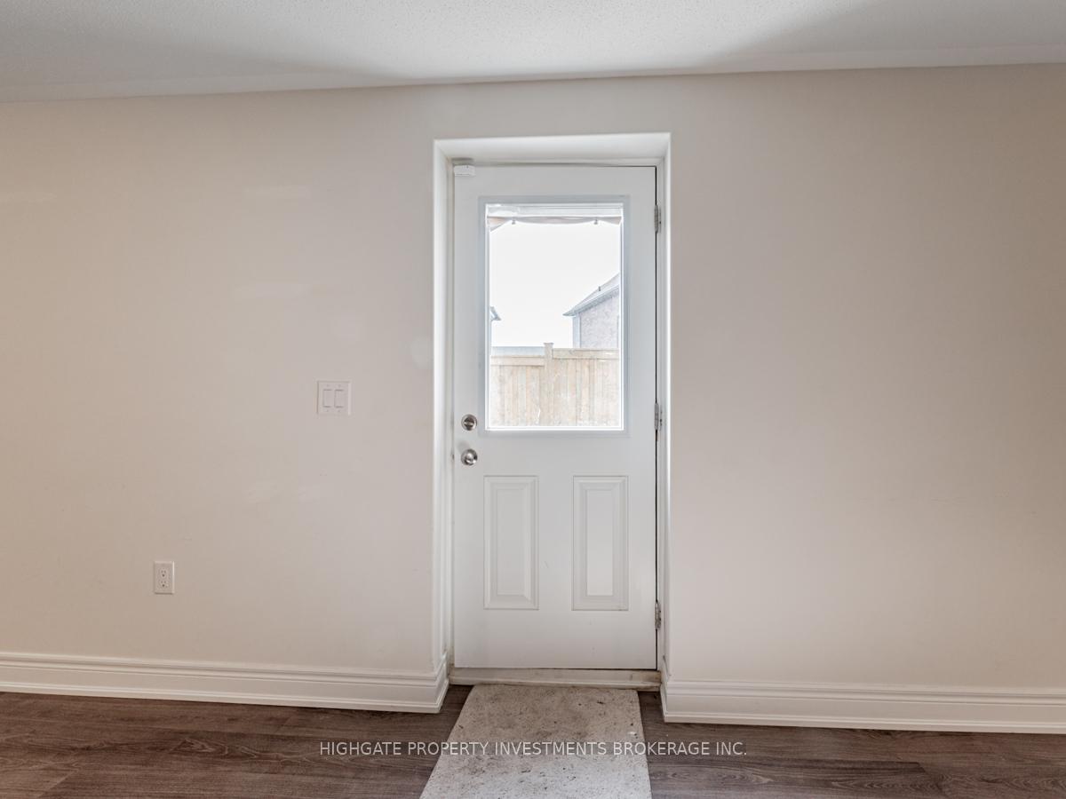 Photo 3 of Unit Bsmt, 1055 Purus Path, Pickering, Rural Pickering — HOMEH