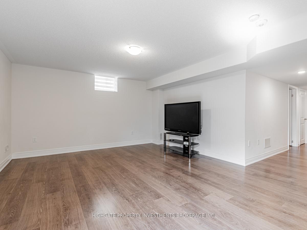 Photo 12 of Unit Bsmt, 1055 Purus Path, Pickering, Rural Pickering — HOMEH