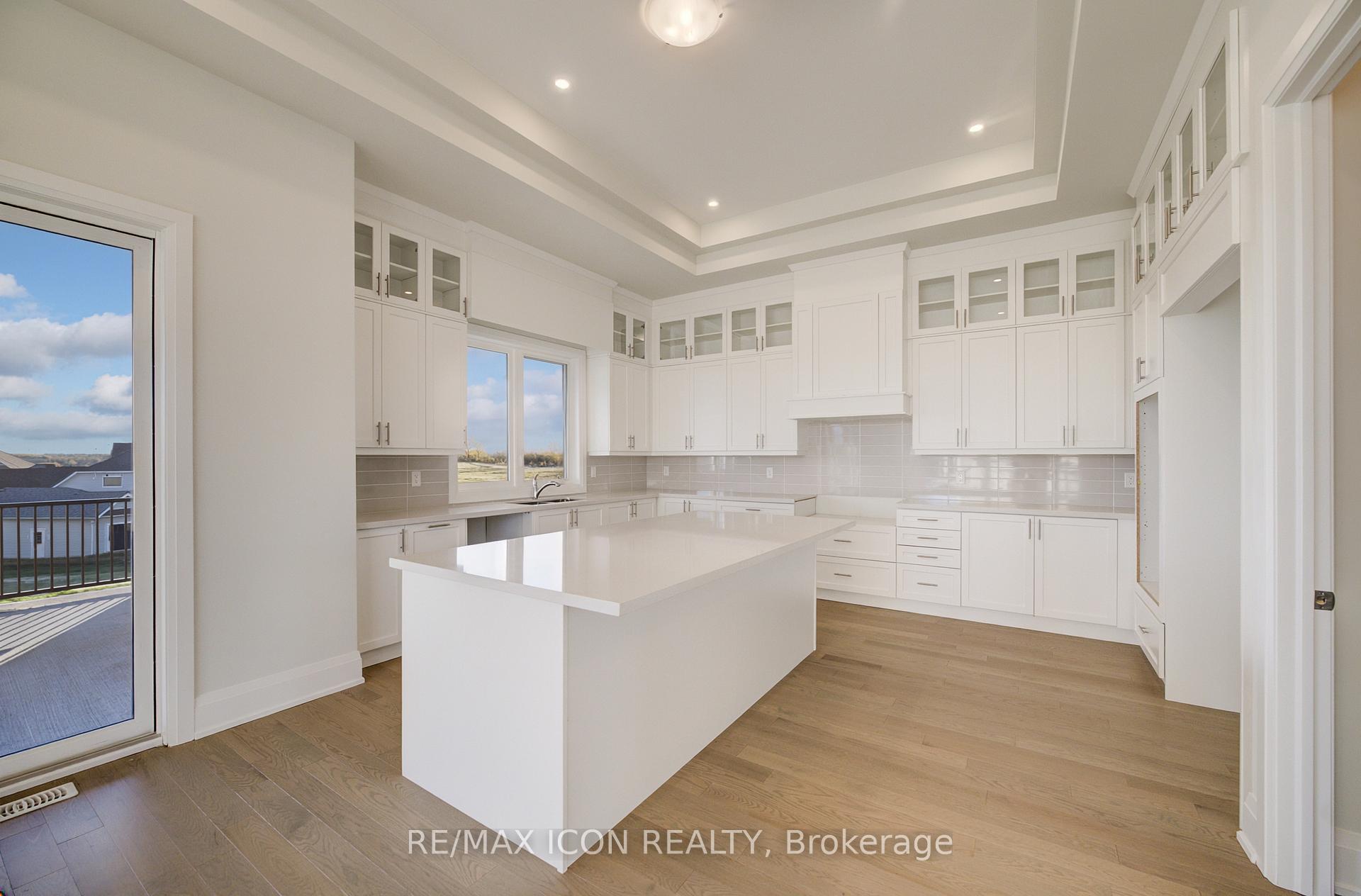 Photo 16 of 55 William Crisp Drive E, Caledon, Alton — HOMEH