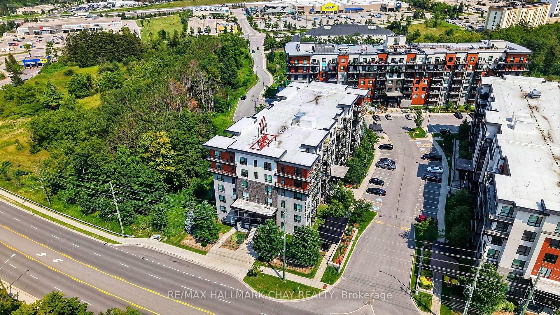 Photo of Unit #304, 300 Essa Road