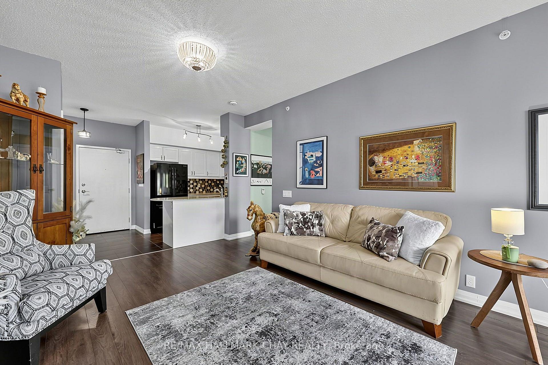 Photo 5 of Unit #304, 300 Essa Road, Barrie, 400 West — HOMEH