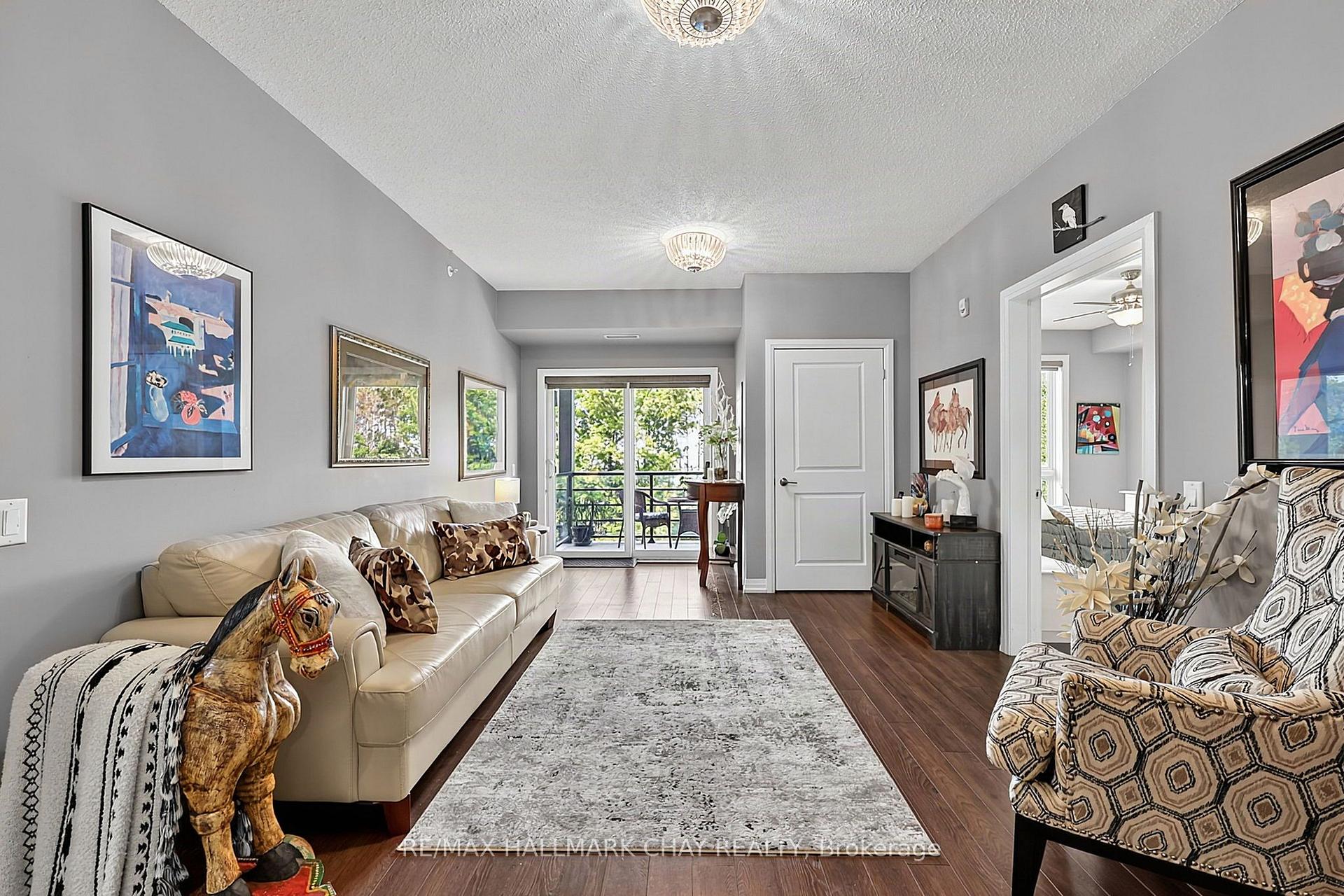 Photo 9 of Unit #304, 300 Essa Road, Barrie, 400 West — HOMEH