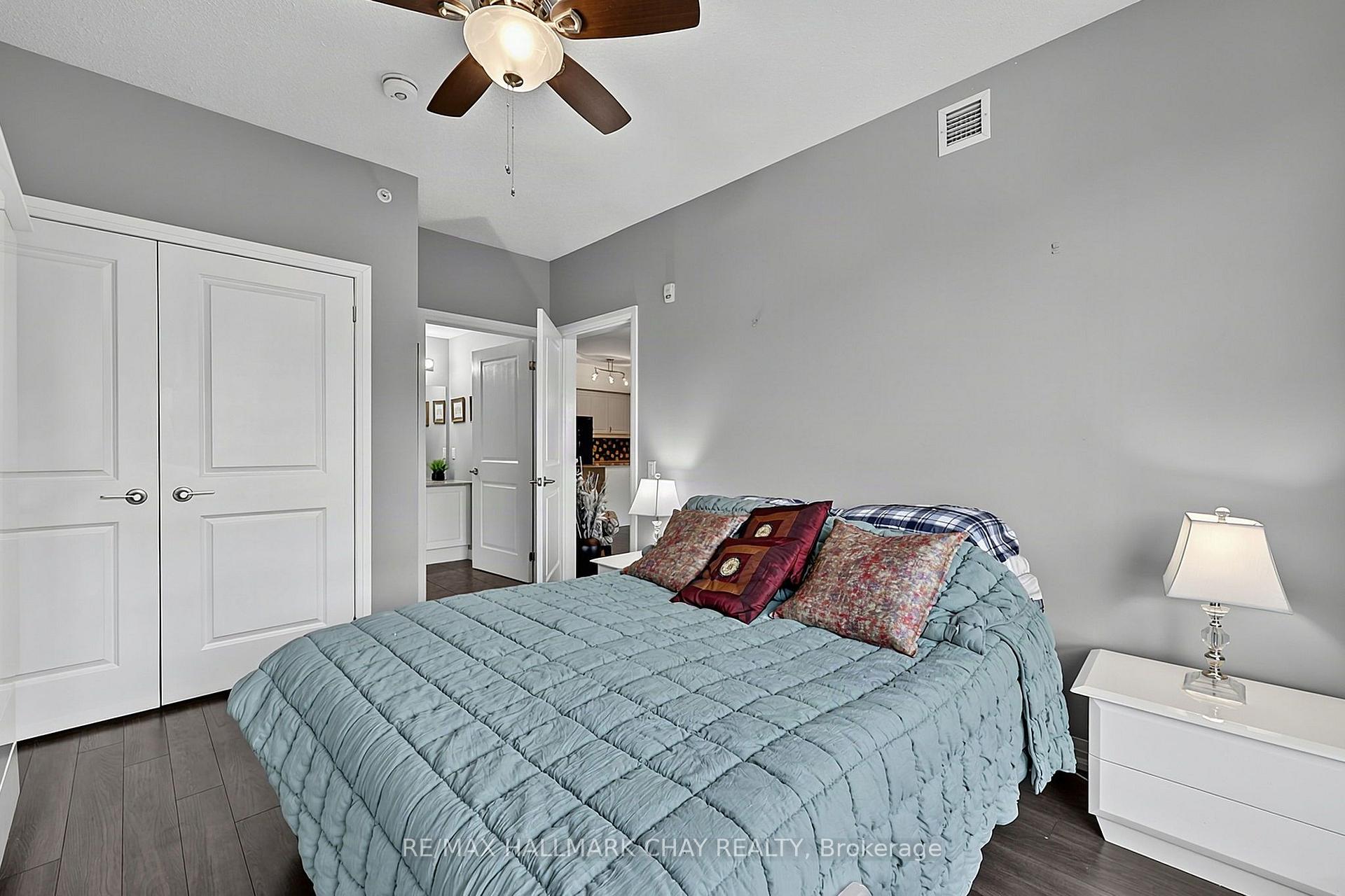 Photo 12 of Unit #304, 300 Essa Road, Barrie, 400 West — HOMEH