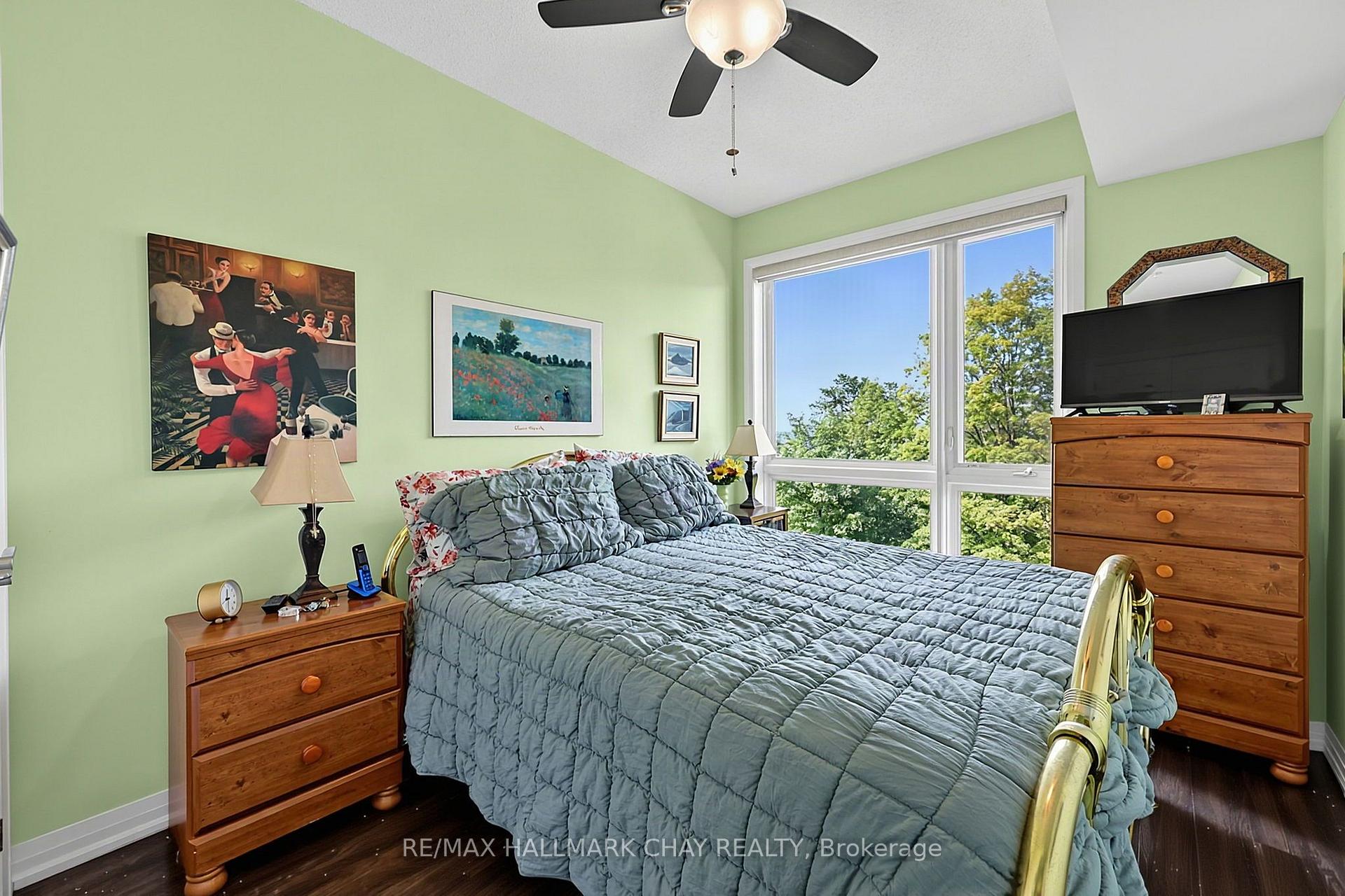 Photo 15 of Unit #304, 300 Essa Road, Barrie, 400 West — HOMEH