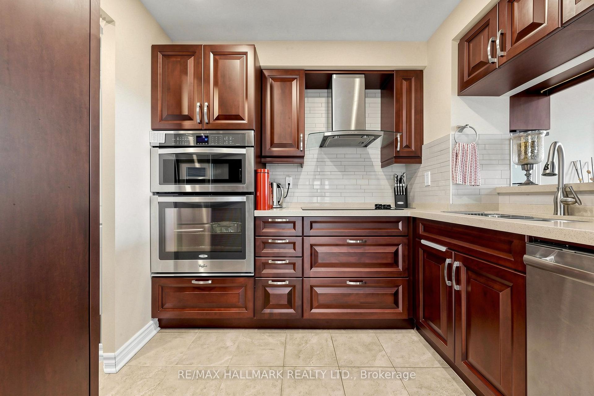 Photo 5 of Unit 621, 68 Corporate Drive, Scarborough, Woburn — HOMEH