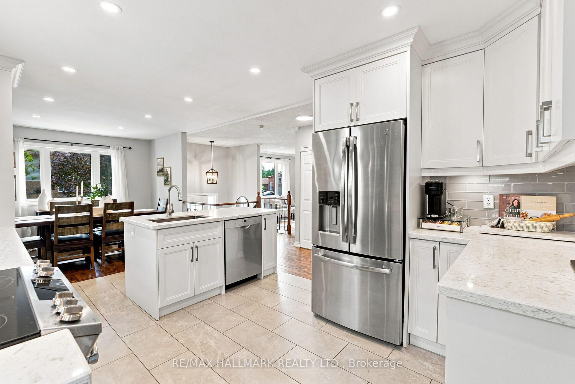 Photo 29 of 35 Downham Drive, Clarington, Bowmanville — HOMEH