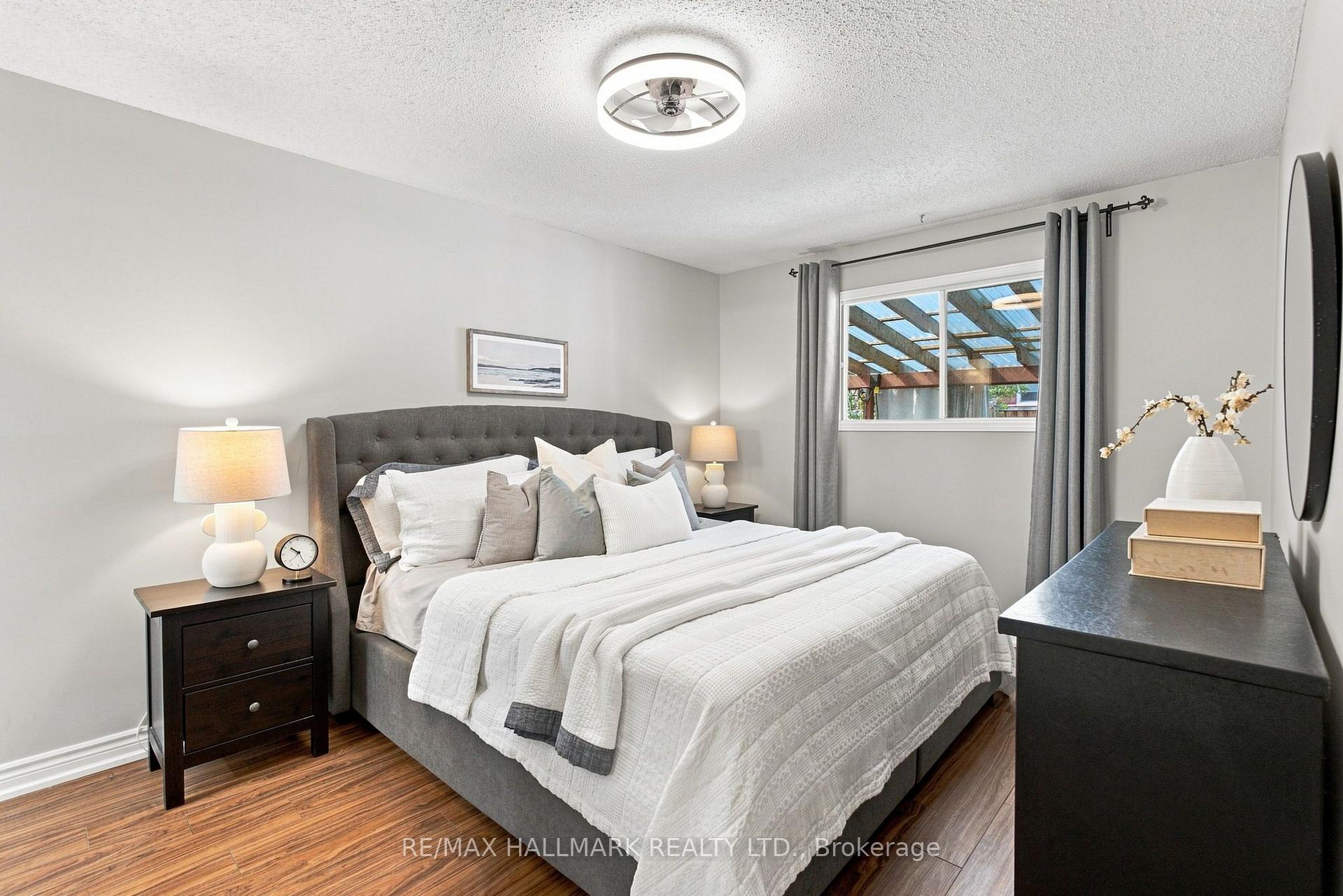 Photo 33 of 35 Downham Drive, Clarington, Bowmanville — HOMEH
