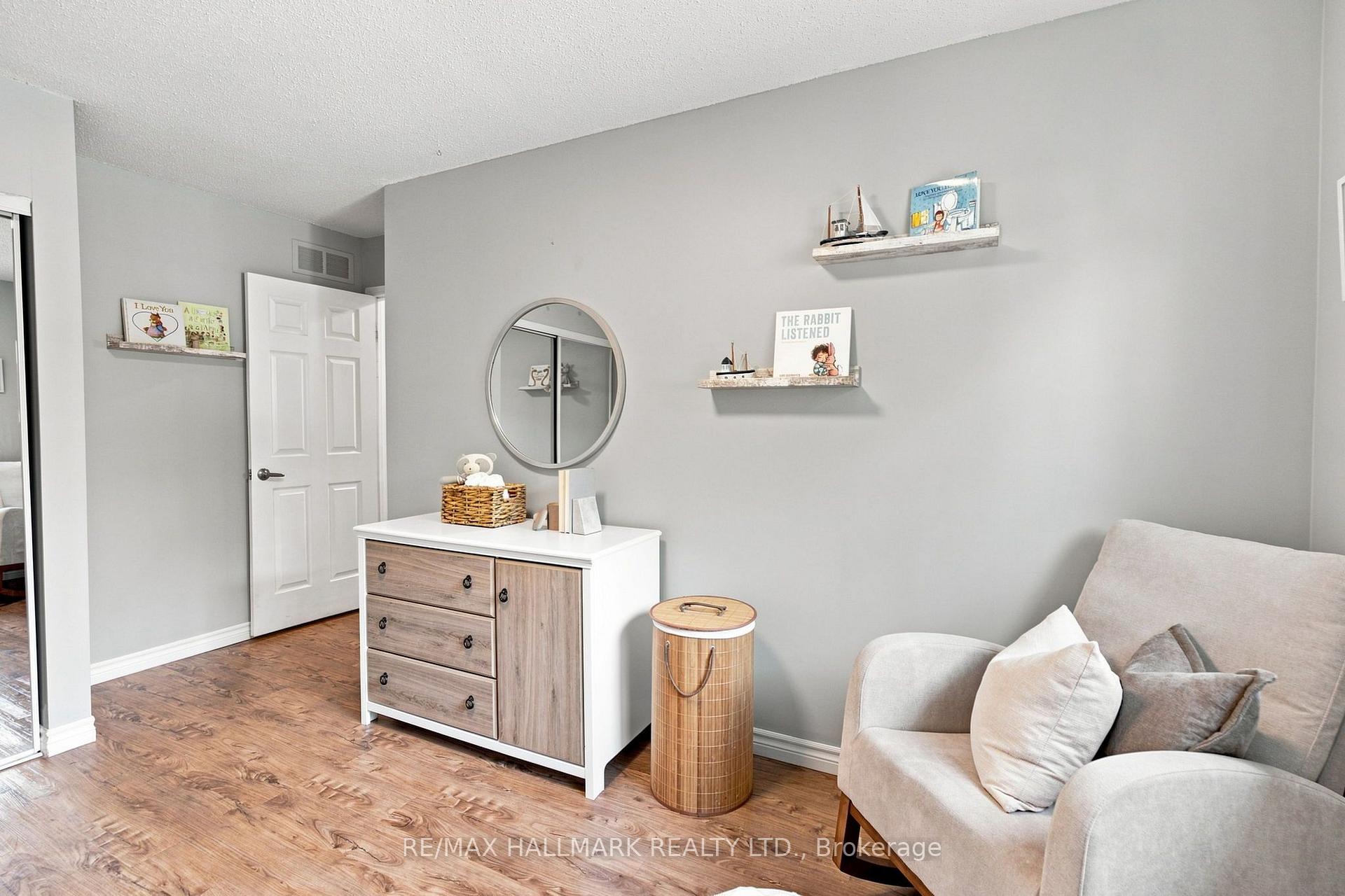 Photo 42 of 35 Downham Drive, Clarington, Bowmanville — HOMEH