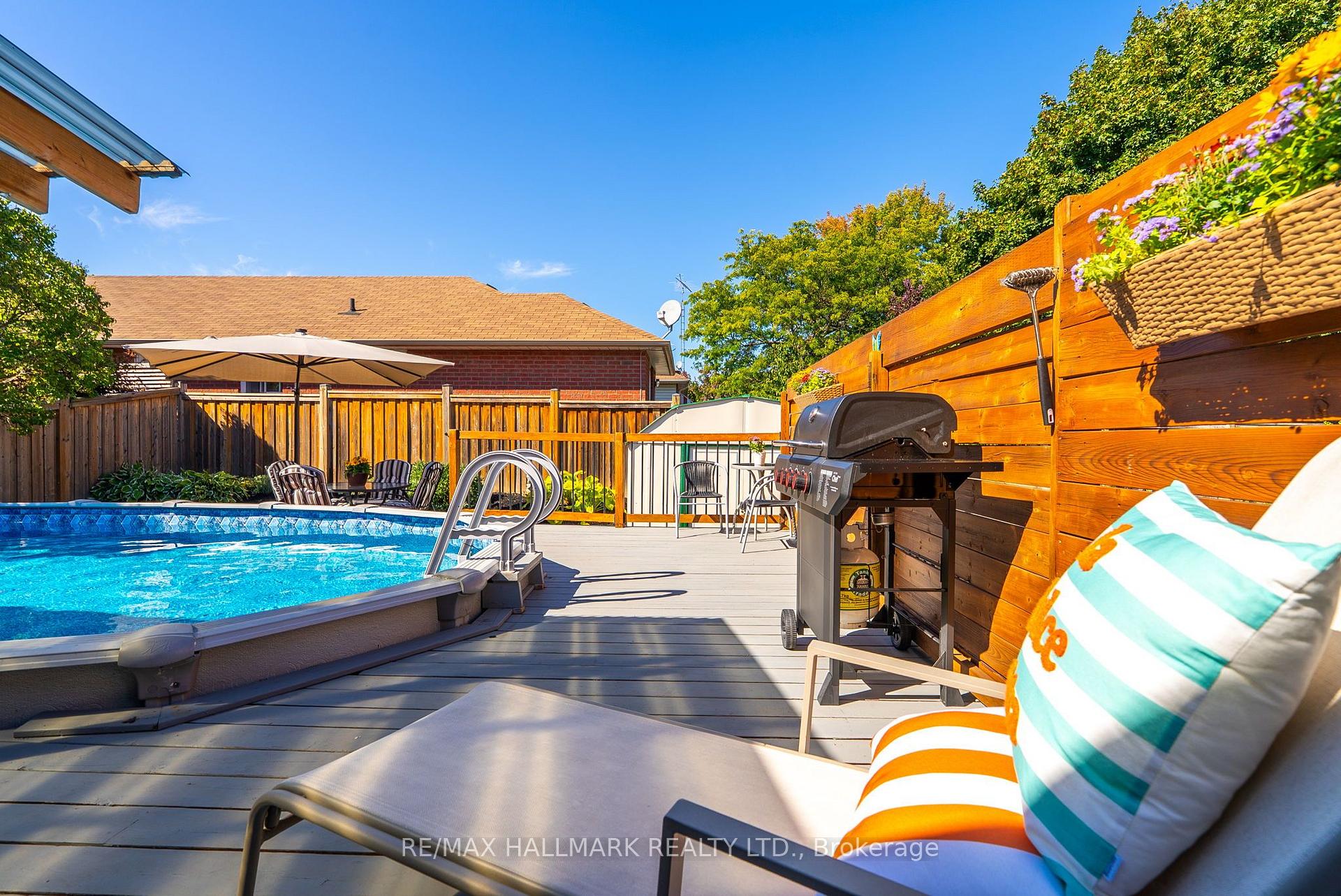 Photo 55 of 35 Downham Drive, Clarington, Bowmanville — HOMEH