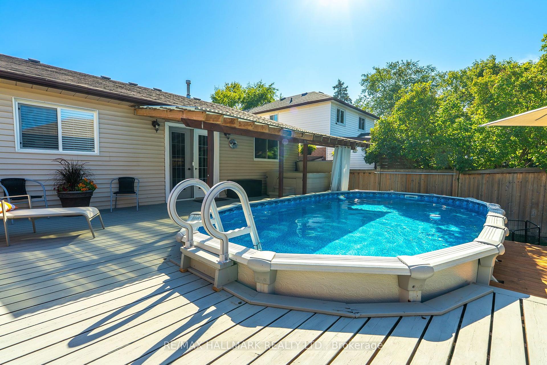 Photo 58 of 35 Downham Drive, Clarington, Bowmanville — HOMEH