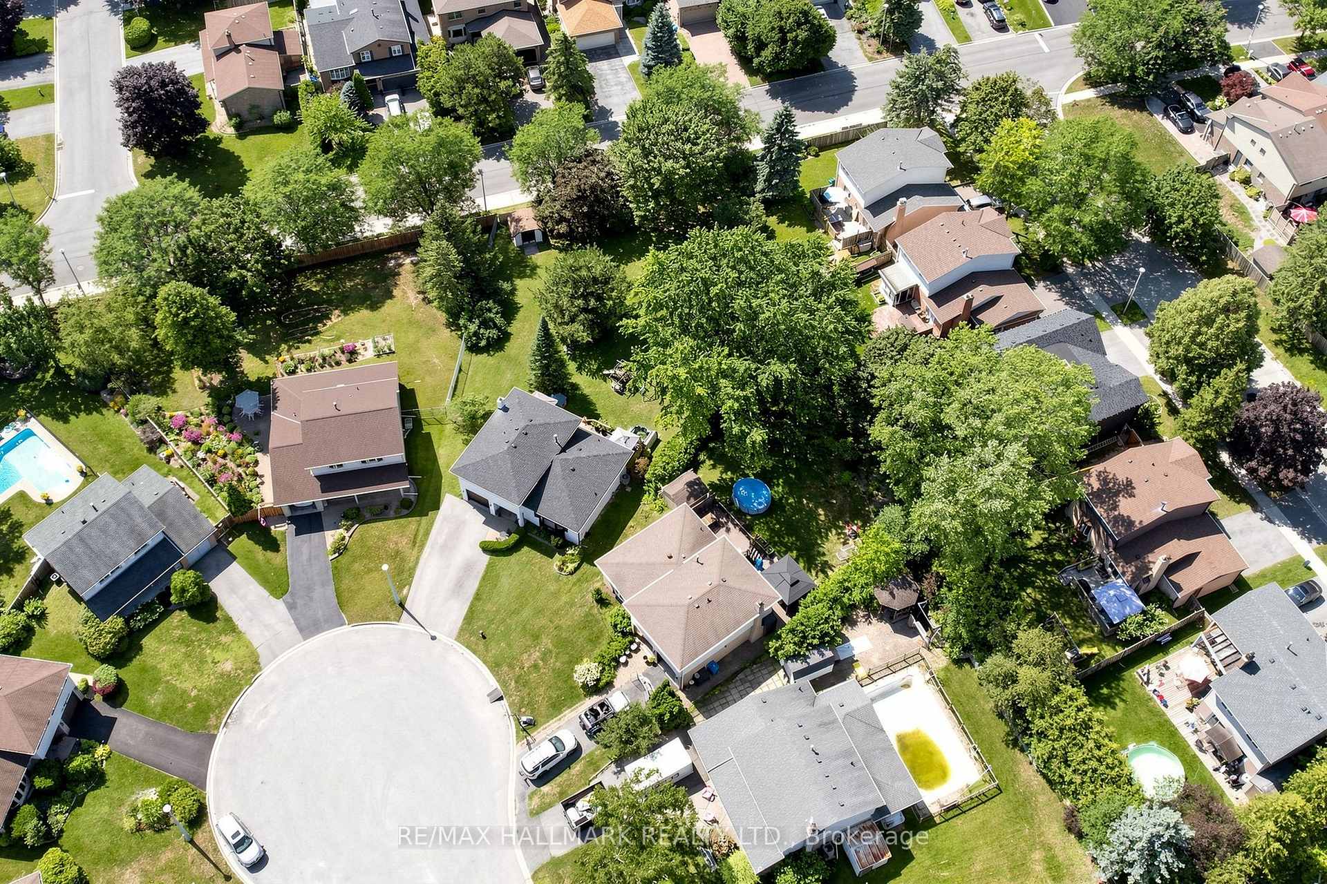 Photo 33 of Unit Part 1, 20 Oak Court, Aurora, Aurora Village — HOMEH