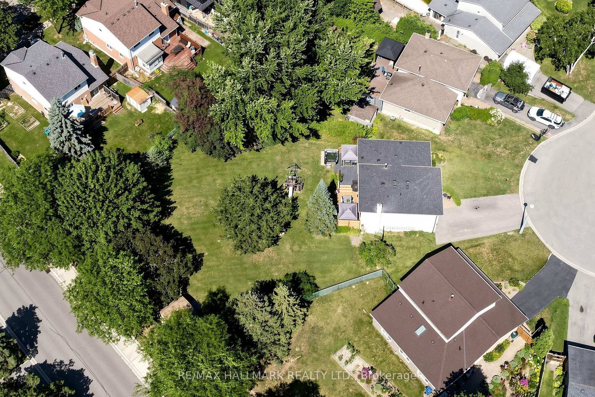 Photo 36 of Unit Part 1, 20 Oak Court, Aurora, Aurora Village — HOMEH